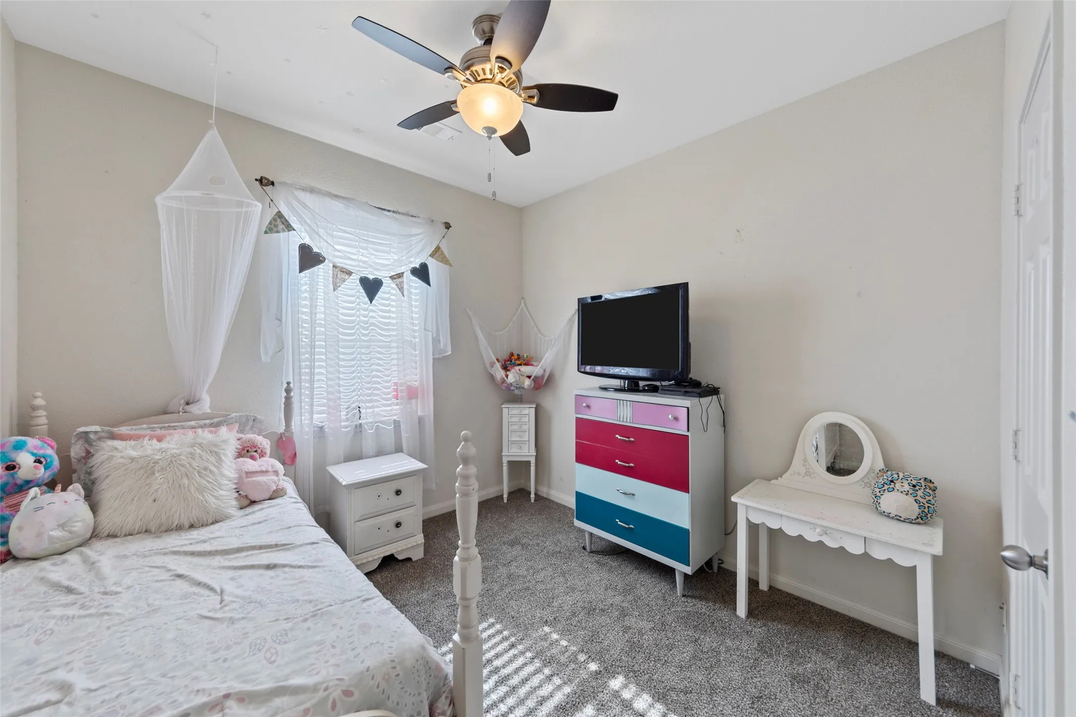 Single Family Residence For Rent in Collin County , 201 Mill Street, Anna, Texas 75409, 4 Bedroom, 2 Bathroom, 2 Garage spaces, 2,095 Sqft, built in 2013, mls#21356939, Real Estate Agent in Anna, Homes For Rent in Collin county, Homes For Rent in Anna, Realtor in Anna Texas, Real Estate Brokerage Independent Realty Texas, Luminita Cordes Realtor