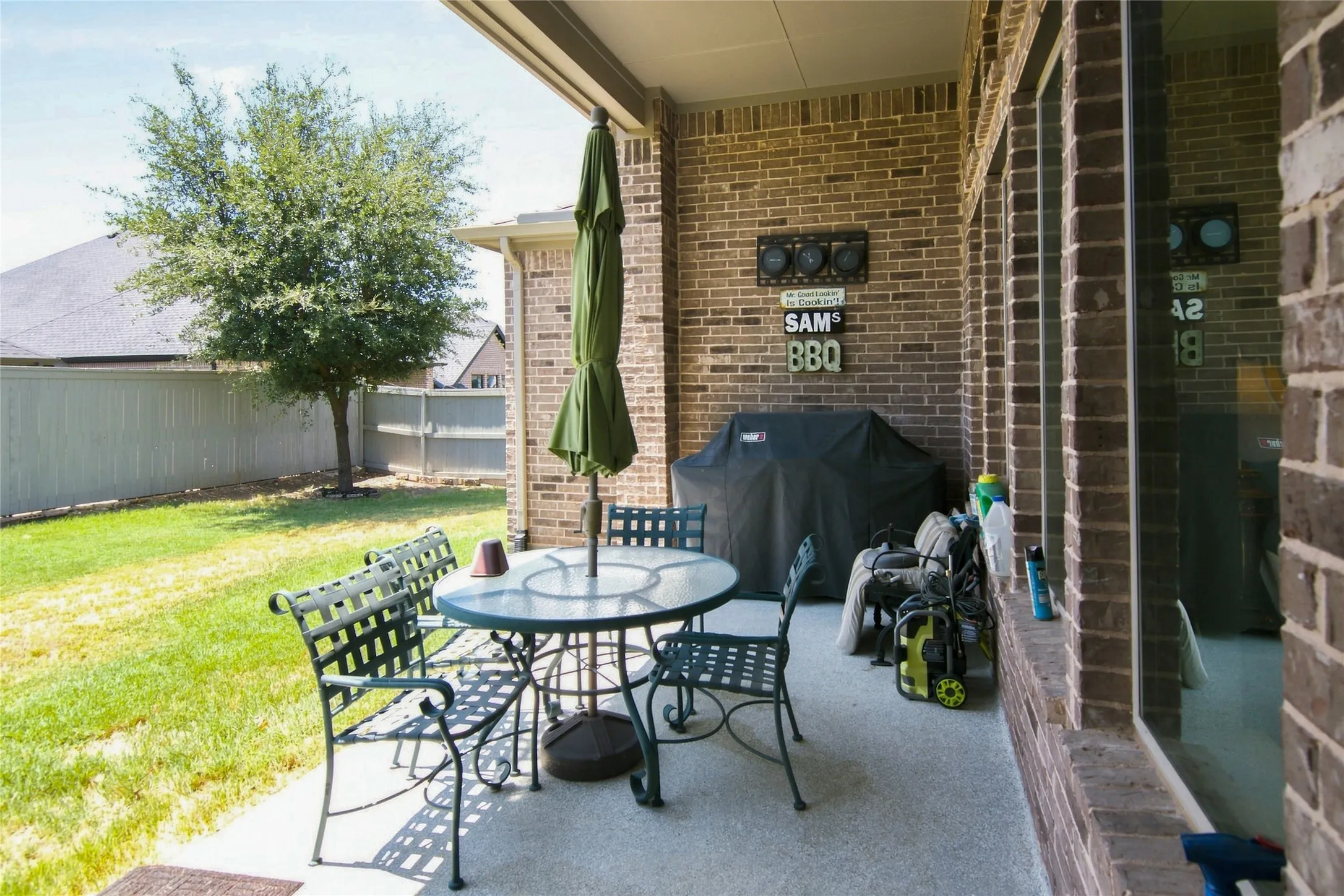 Single Family Residence For Sale in Denton County , 2913 Sundial Lane, Northlake, Texas 76247, 3 Bedroom, 3 Bathroom, 3 Garage spaces, 2,518 Sqft, built in 2020, mls#21356952, Real Estate Agent in Northlake, Homes For Sale in Denton county, Homes For Sale in Northlake, Realtor in Northlake Texas, Real Estate Brokerage Independent Realty Texas, Luminita Cordes Realtor