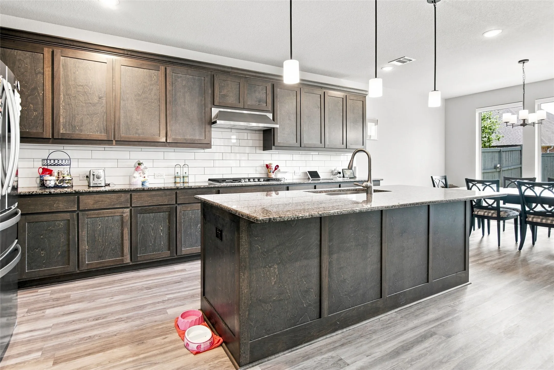 Single Family Residence For Sale in Denton County , 2913 Sundial Lane, Northlake, Texas 76247, 3 Bedroom, 3 Bathroom, 3 Garage spaces, 2,518 Sqft, built in 2020, mls#21356952, Real Estate Agent in Northlake, Homes For Sale in Denton county, Homes For Sale in Northlake, Realtor in Northlake Texas, Real Estate Brokerage Independent Realty Texas, Luminita Cordes Realtor