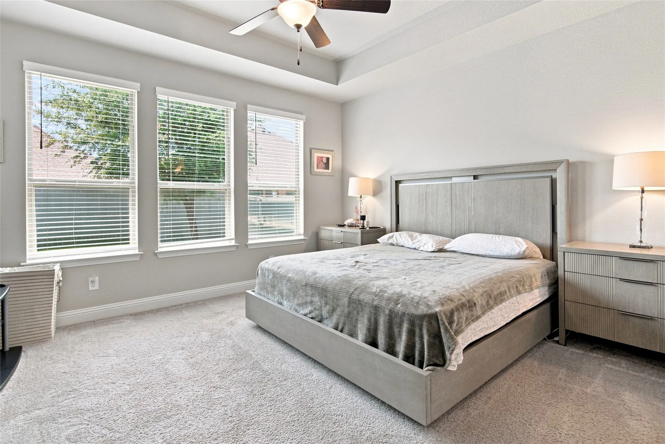 Single Family Residence For Sale in Denton County , 2913 Sundial Lane, Northlake, Texas 76247, 3 Bedroom, 3 Bathroom, 3 Garage spaces, 2,518 Sqft, built in 2020, mls#21356952, Real Estate Agent in Northlake, Homes For Sale in Denton county, Homes For Sale in Northlake, Realtor in Northlake Texas, Real Estate Brokerage Independent Realty Texas, Luminita Cordes Realtor