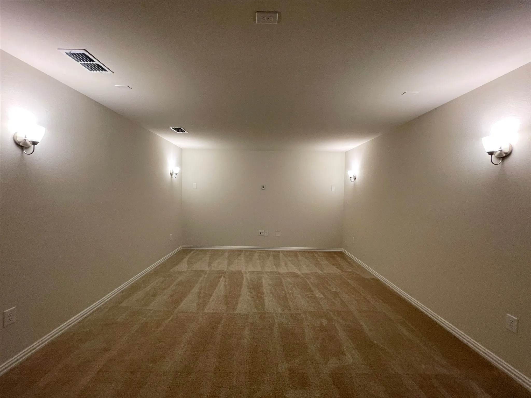 Single Family Residence For Rent in Collin County , 1905 Nelson Street, Anna, Texas 75409, 5 Bedroom, 4 Bathroom, 2 Garage spaces, 3,071 Sqft, built in 2022, mls#21356911, Real Estate Agent in Anna, Homes For Rent in Collin county, Homes For Rent in Anna, Realtor in Anna Texas, Real Estate Brokerage Independent Realty Texas, Luminita Cordes Realtor