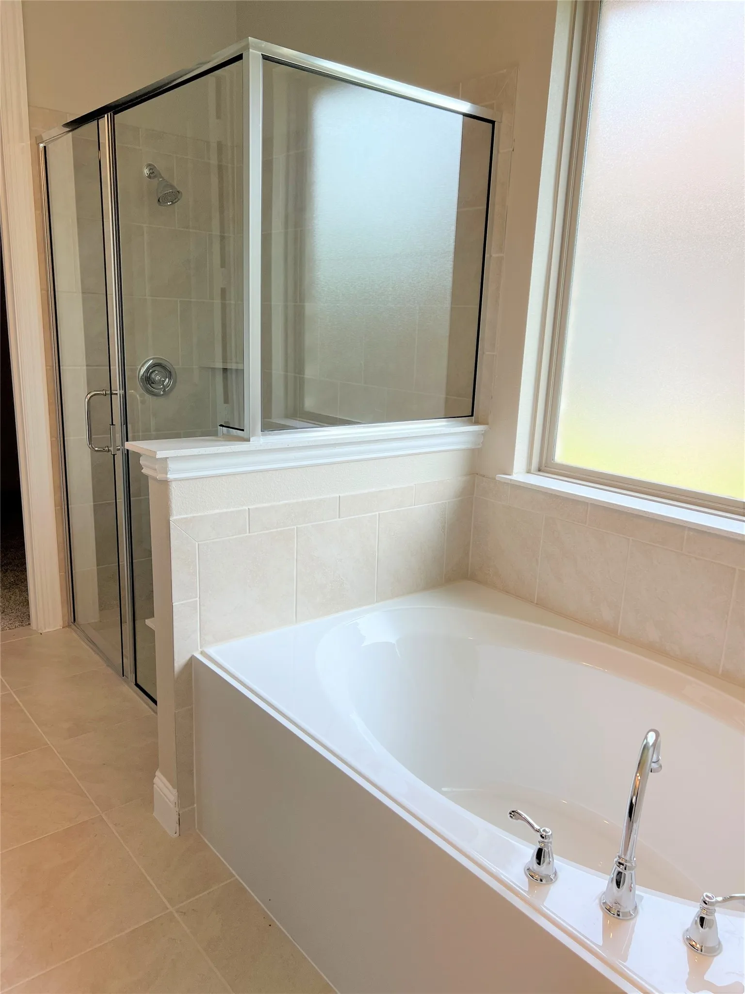 Single Family Residence For Rent in Collin County , 15779 Mossy Oak Lane, Frisco, Texas 75035, 5 Bedroom, 4 Bathroom, 2 Garage spaces, 2,633 Sqft, built in 2021, mls#21356957, Real Estate Agent in Frisco, Homes For Rent in Collin county, Homes For Rent in Frisco, Realtor in Frisco Texas, Real Estate Brokerage Independent Realty Texas, Luminita Cordes Realtor