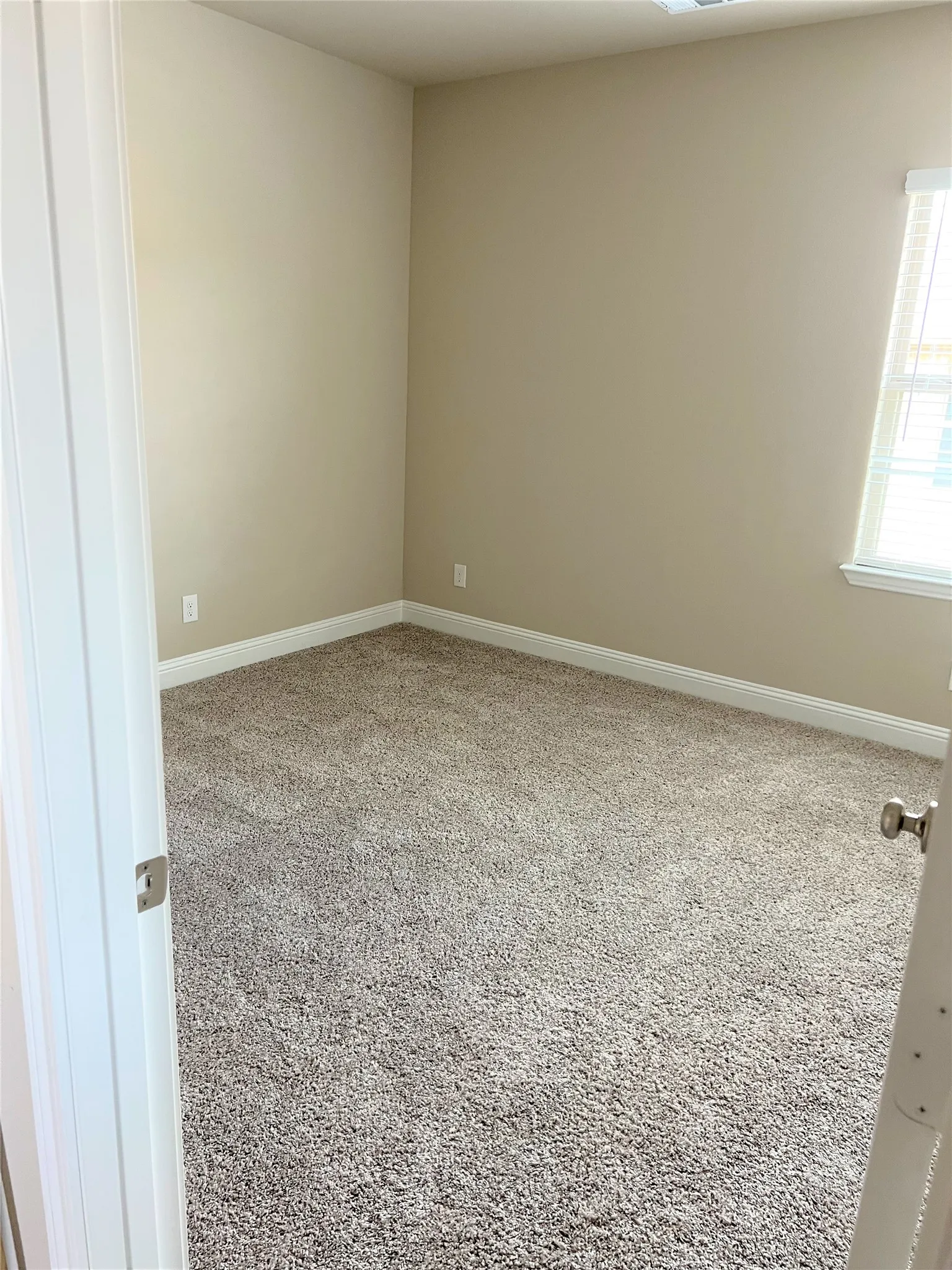 Single Family Residence For Rent in Collin County , 15779 Mossy Oak Lane, Frisco, Texas 75035, 5 Bedroom, 4 Bathroom, 2 Garage spaces, 2,633 Sqft, built in 2021, mls#21356957, Real Estate Agent in Frisco, Homes For Rent in Collin county, Homes For Rent in Frisco, Realtor in Frisco Texas, Real Estate Brokerage Independent Realty Texas, Luminita Cordes Realtor