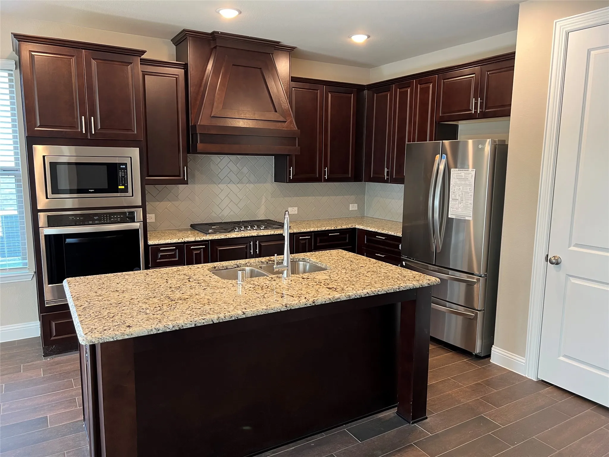 Single Family Residence For Rent in Collin County , 15779 Mossy Oak Lane, Frisco, Texas 75035, 5 Bedroom, 4 Bathroom, 2 Garage spaces, 2,633 Sqft, built in 2021, mls#21356957, Real Estate Agent in Frisco, Homes For Rent in Collin county, Homes For Rent in Frisco, Realtor in Frisco Texas, Real Estate Brokerage Independent Realty Texas, Luminita Cordes Realtor