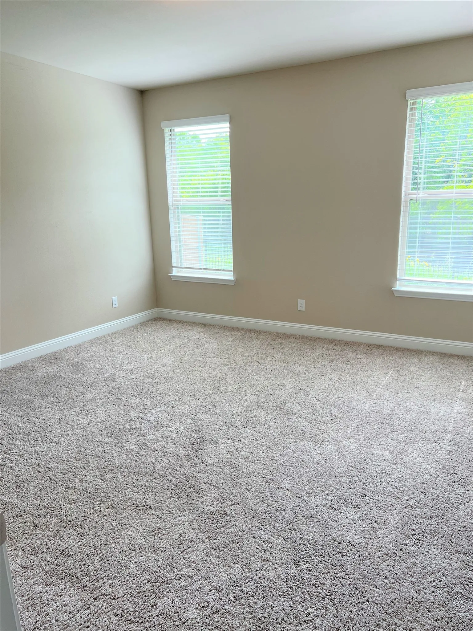Single Family Residence For Rent in Collin County , 15779 Mossy Oak Lane, Frisco, Texas 75035, 5 Bedroom, 4 Bathroom, 2 Garage spaces, 2,633 Sqft, built in 2021, mls#21356957, Real Estate Agent in Frisco, Homes For Rent in Collin county, Homes For Rent in Frisco, Realtor in Frisco Texas, Real Estate Brokerage Independent Realty Texas, Luminita Cordes Realtor