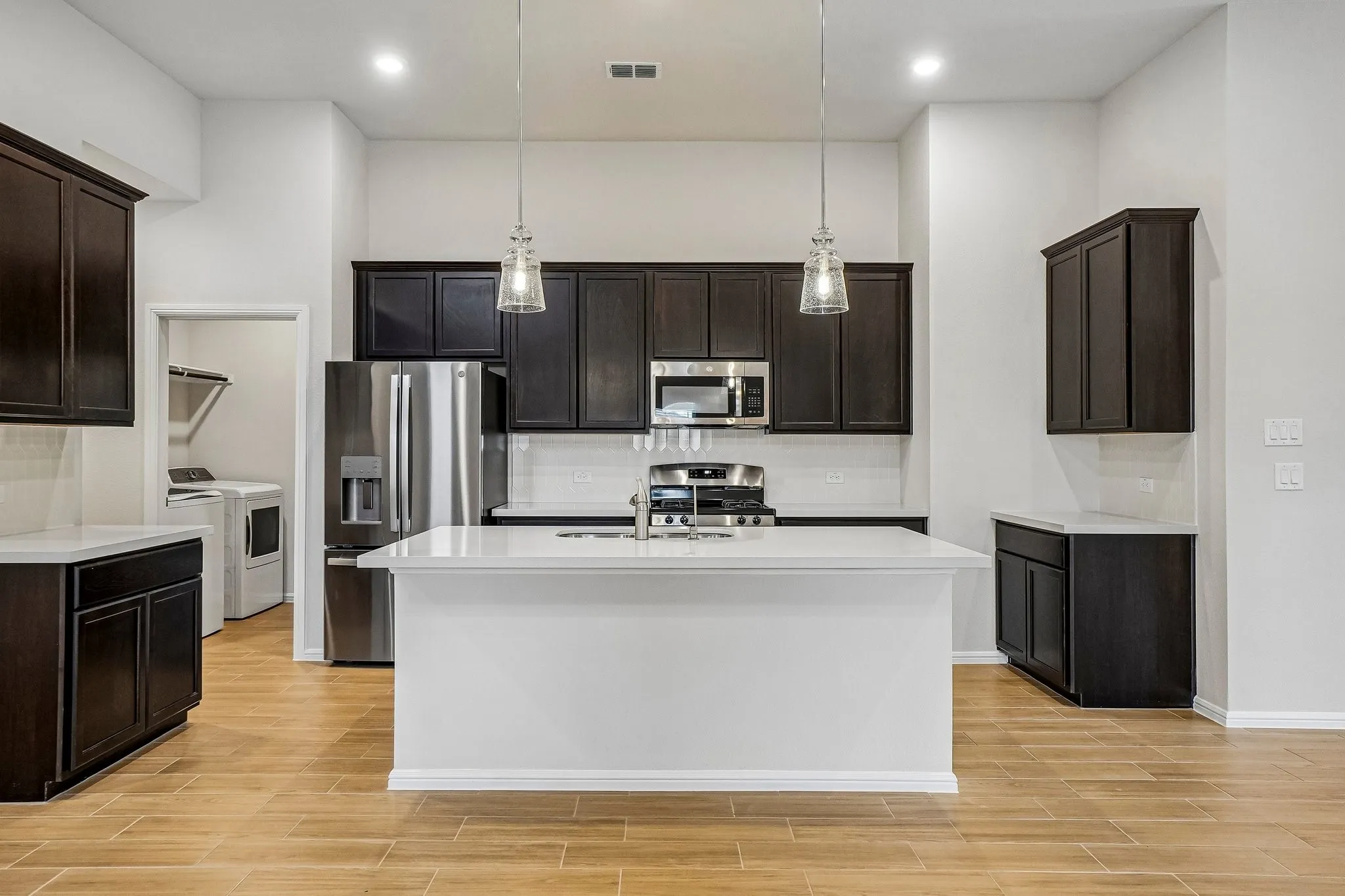 Single Family Residence For Sale in Denton County , 3205 Royal Forest Drive, Denton, Texas 76208, 4 Bedroom, 4 Bathroom, 2 Garage spaces, 2,733 Sqft, built in 2026, mls#21345752, Real Estate Agent in Denton, Homes For Sale in Denton county, Homes For Sale in Denton, Realtor in Denton Texas, Real Estate Brokerage Independent Realty Texas, Luminita Cordes Realtor