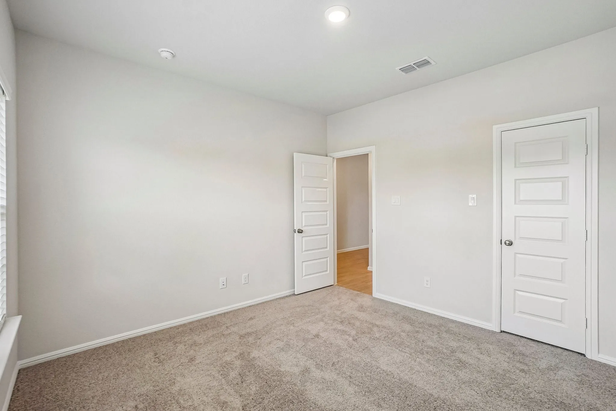 Single Family Residence For Sale in Denton County , 3205 Royal Forest Drive, Denton, Texas 76208, 4 Bedroom, 4 Bathroom, 2 Garage spaces, 2,733 Sqft, built in 2026, mls#21345752, Real Estate Agent in Denton, Homes For Sale in Denton county, Homes For Sale in Denton, Realtor in Denton Texas, Real Estate Brokerage Independent Realty Texas, Luminita Cordes Realtor