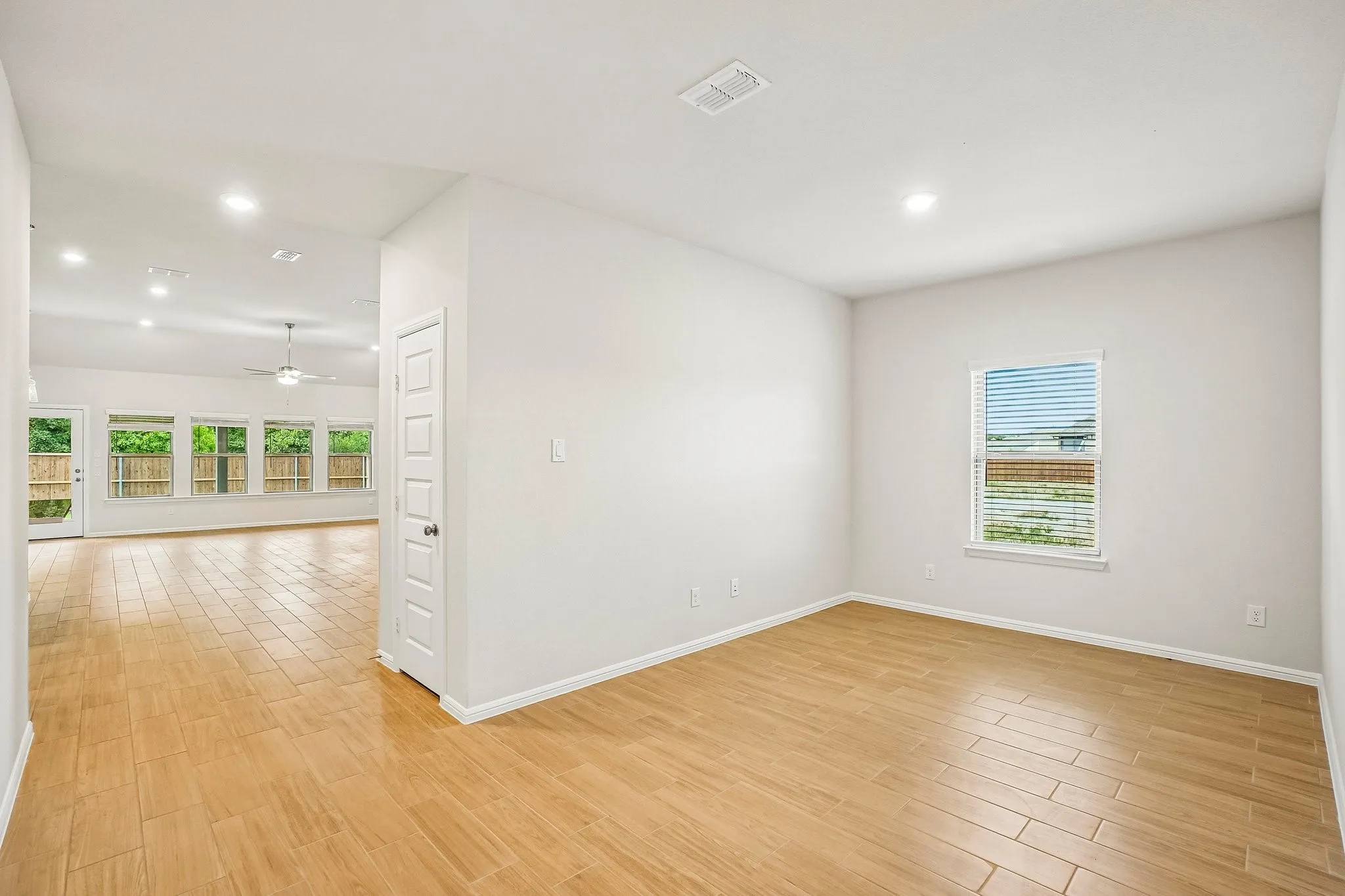 Single Family Residence For Sale in Denton County , 3205 Royal Forest Drive, Denton, Texas 76208, 4 Bedroom, 4 Bathroom, 2 Garage spaces, 2,733 Sqft, built in 2026, mls#21345752, Real Estate Agent in Denton, Homes For Sale in Denton county, Homes For Sale in Denton, Realtor in Denton Texas, Real Estate Brokerage Independent Realty Texas, Luminita Cordes Realtor