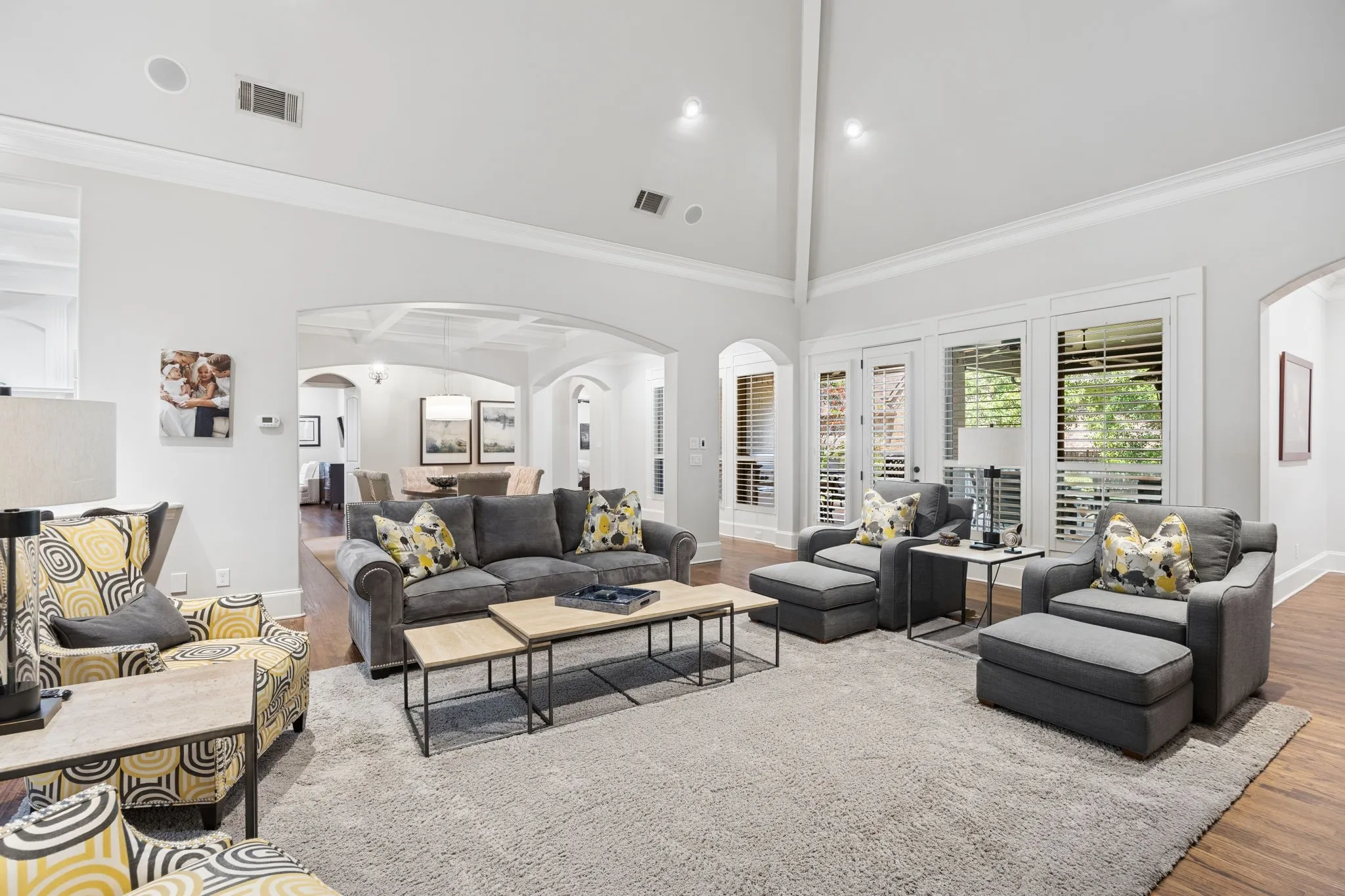 Single Family Residence For Sale in Tarrant County , 900 Aspen Ridge Drive, Southlake, Texas 76092, 4 Bedroom, 4 Bathroom, 3 Garage spaces, 4,224 Sqft, built in 2009, mls#21350986, Real Estate Agent in Southlake, Homes For Sale in Tarrant county, Homes For Sale in Southlake, Realtor in Southlake Texas, Real Estate Brokerage Independent Realty Texas, Luminita Cordes Realtor