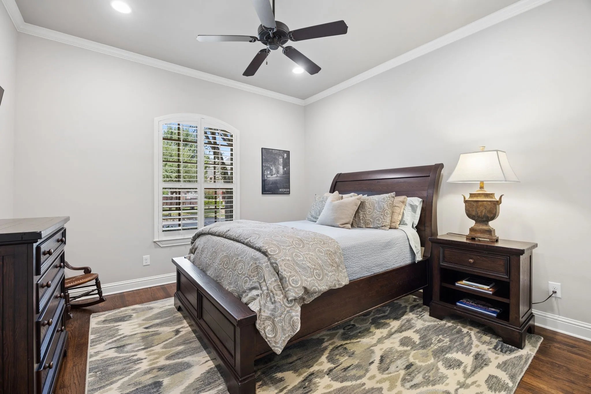 Single Family Residence For Sale in Tarrant County , 900 Aspen Ridge Drive, Southlake, Texas 76092, 4 Bedroom, 4 Bathroom, 3 Garage spaces, 4,224 Sqft, built in 2009, mls#21350986, Real Estate Agent in Southlake, Homes For Sale in Tarrant county, Homes For Sale in Southlake, Realtor in Southlake Texas, Real Estate Brokerage Independent Realty Texas, Luminita Cordes Realtor