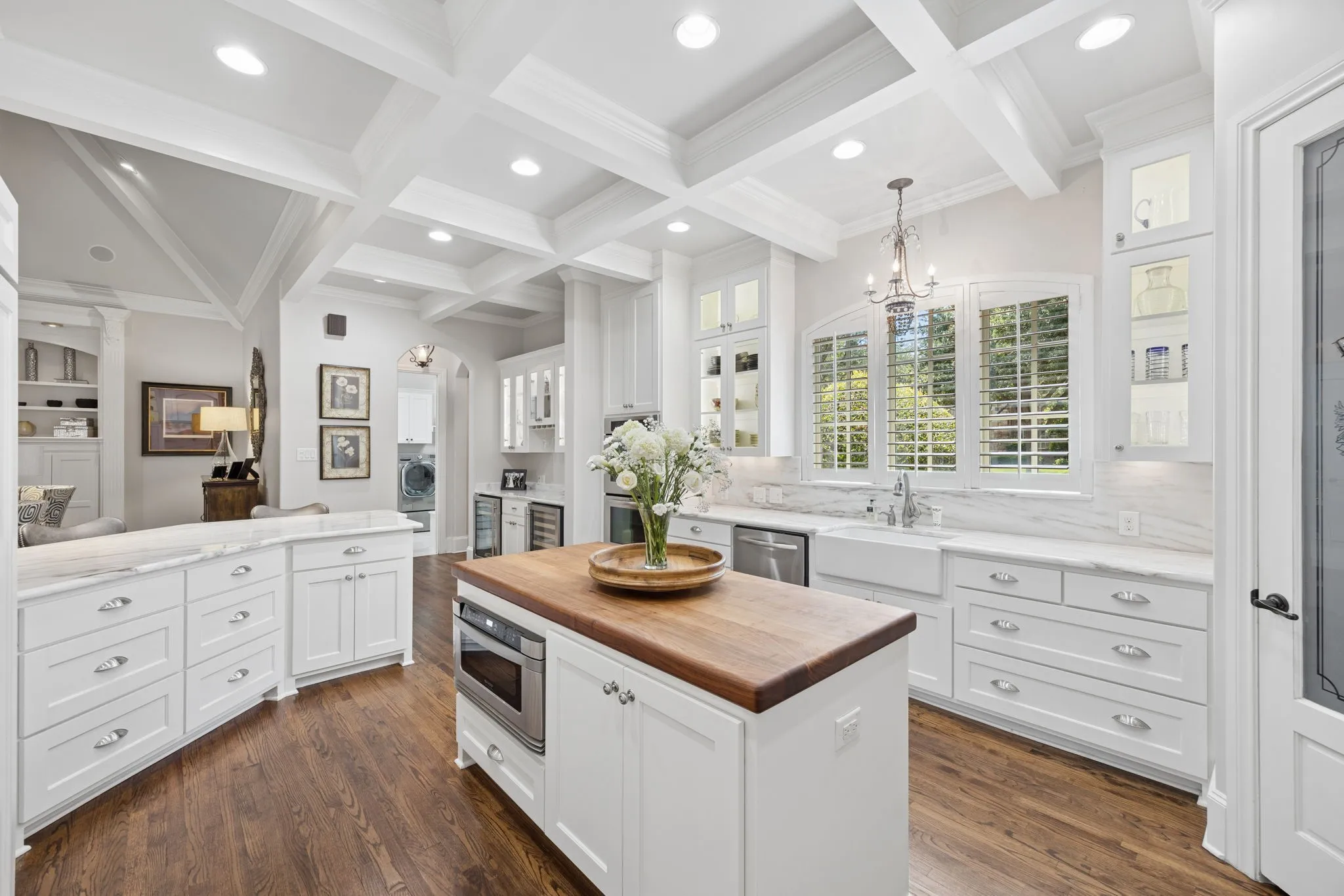 Single Family Residence For Sale in Tarrant County , 900 Aspen Ridge Drive, Southlake, Texas 76092, 4 Bedroom, 4 Bathroom, 3 Garage spaces, 4,224 Sqft, built in 2009, mls#21350986, Real Estate Agent in Southlake, Homes For Sale in Tarrant county, Homes For Sale in Southlake, Realtor in Southlake Texas, Real Estate Brokerage Independent Realty Texas, Luminita Cordes Realtor