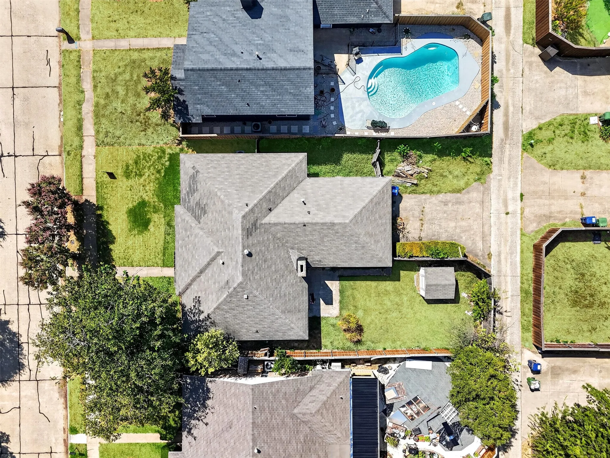 Single Family Residence For Sale in Dallas County , 3229 Brook Glen Drive, Garland, Texas 75044, 4 Bedroom, 2 Bathroom, 2 Garage spaces, 1,485 Sqft, built in 1975, mls#21355815, Real Estate Agent in Garland, Homes For Sale in Dallas county, Homes For Sale in Garland, Realtor in Garland Texas, Real Estate Brokerage Independent Realty Texas, Luminita Cordes Realtor