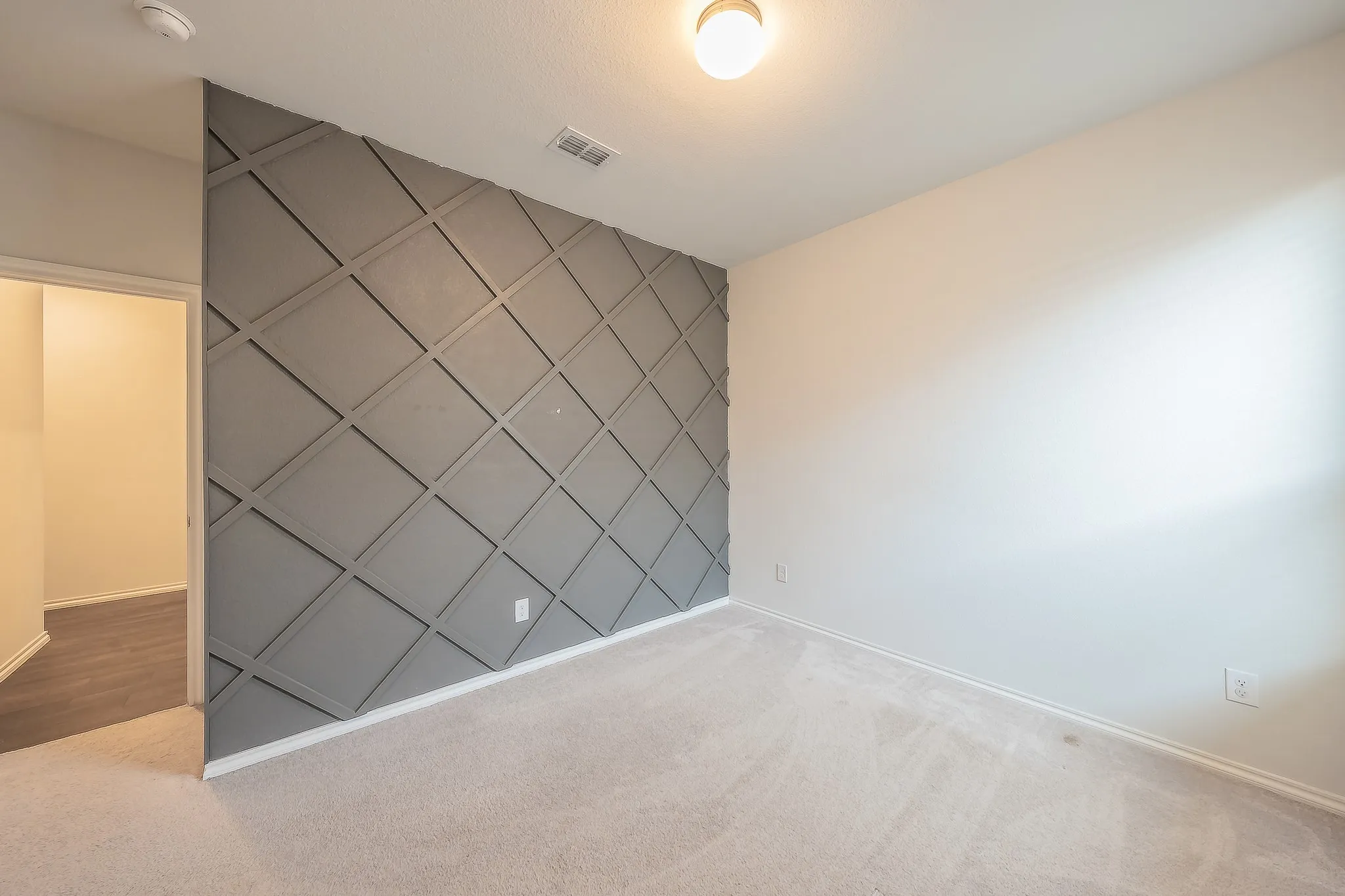 Single Family Residence For Rent in Denton County , 561 Concho Street, Aubrey, Texas 76227, 3 Bedroom, 2 Bathroom, 2 Garage spaces, 1,455 Sqft, built in 2020, mls#21352655, Real Estate Agent in Aubrey, Homes For Rent in Denton county, Homes For Rent in Aubrey, Realtor in Aubrey Texas, Real Estate Brokerage Independent Realty Texas, Luminita Cordes Realtor