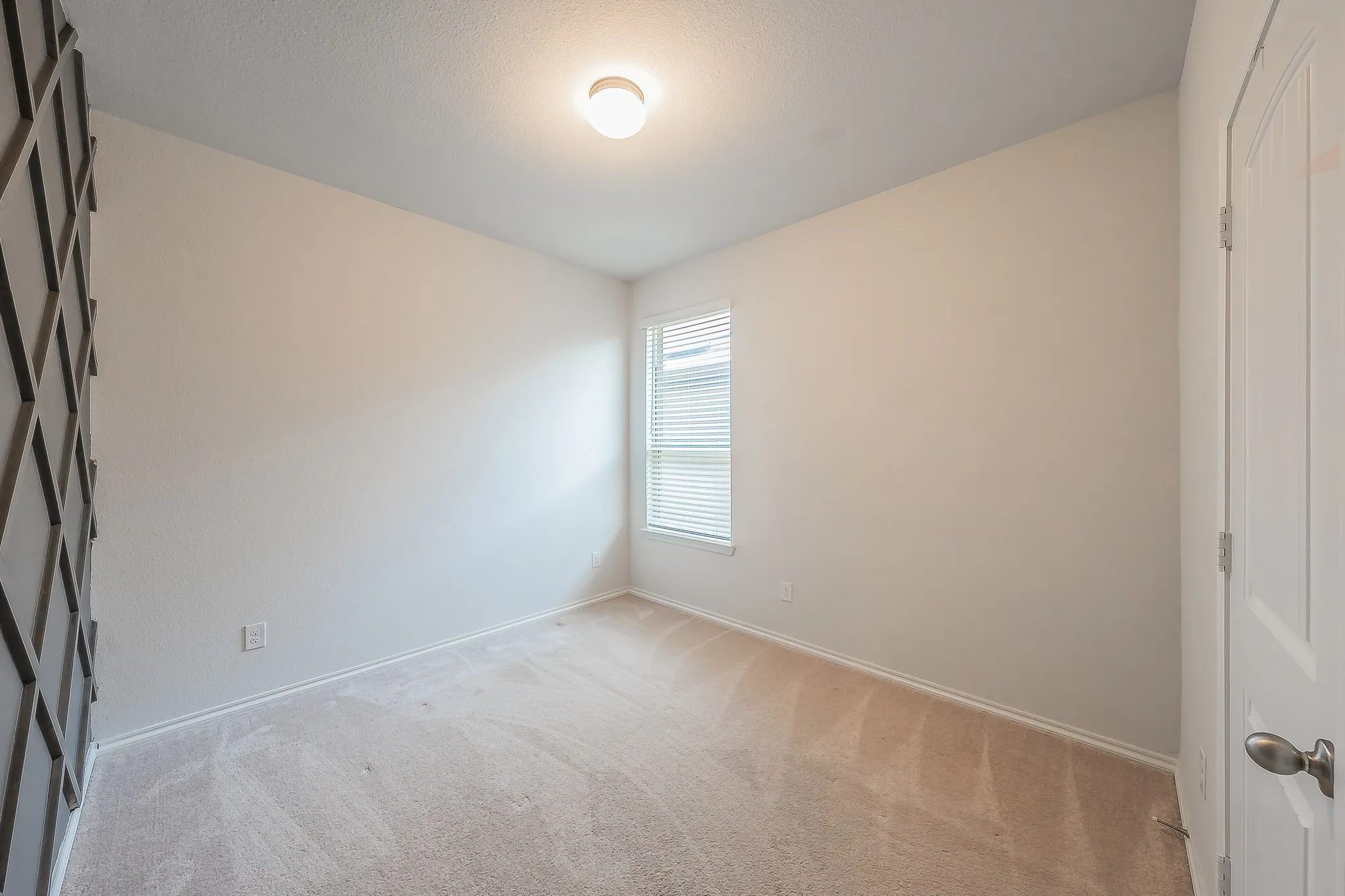 Single Family Residence For Rent in Denton County , 561 Concho Street, Aubrey, Texas 76227, 3 Bedroom, 2 Bathroom, 2 Garage spaces, 1,455 Sqft, built in 2020, mls#21352655, Real Estate Agent in Aubrey, Homes For Rent in Denton county, Homes For Rent in Aubrey, Realtor in Aubrey Texas, Real Estate Brokerage Independent Realty Texas, Luminita Cordes Realtor