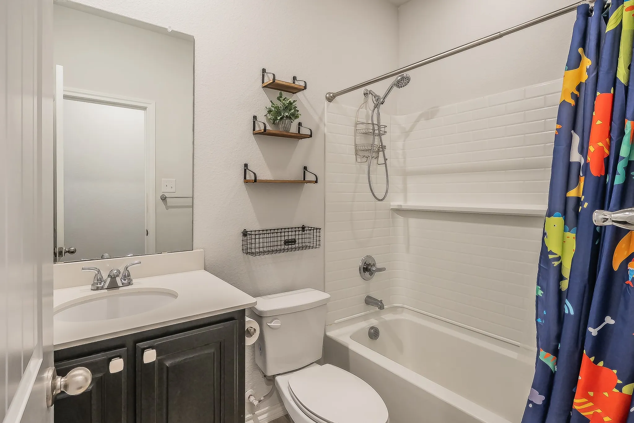Single Family Residence For Rent in Denton County , 561 Concho Street, Aubrey, Texas 76227, 3 Bedroom, 2 Bathroom, 2 Garage spaces, 1,455 Sqft, built in 2020, mls#21352655, Real Estate Agent in Aubrey, Homes For Rent in Denton county, Homes For Rent in Aubrey, Realtor in Aubrey Texas, Real Estate Brokerage Independent Realty Texas, Luminita Cordes Realtor