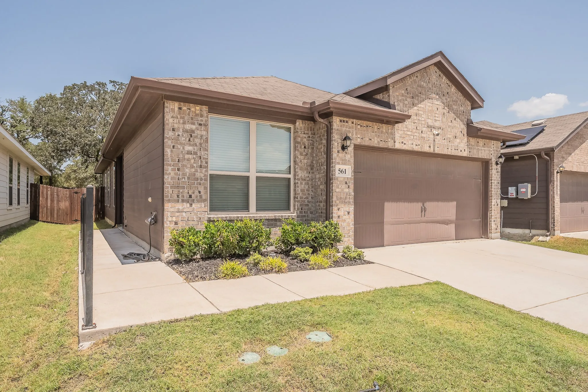Single Family Residence For Rent in Denton County , 561 Concho Street, Aubrey, Texas 76227, 3 Bedroom, 2 Bathroom, 2 Garage spaces, 1,455 Sqft, built in 2020, mls#21352655, Real Estate Agent in Aubrey, Homes For Rent in Denton county, Homes For Rent in Aubrey, Realtor in Aubrey Texas, Real Estate Brokerage Independent Realty Texas, Luminita Cordes Realtor