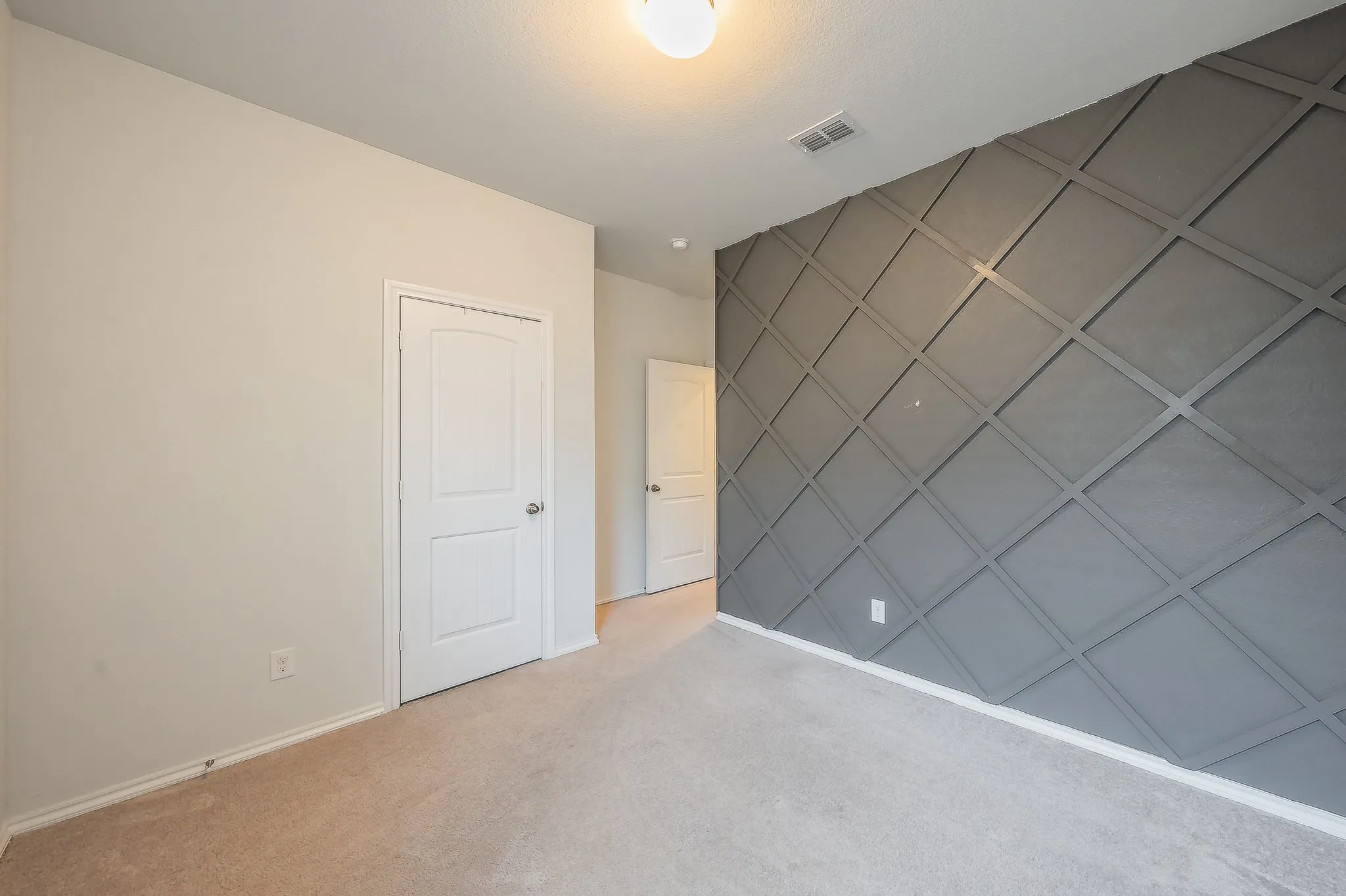 Single Family Residence For Rent in Denton County , 561 Concho Street, Aubrey, Texas 76227, 3 Bedroom, 2 Bathroom, 2 Garage spaces, 1,455 Sqft, built in 2020, mls#21352655, Real Estate Agent in Aubrey, Homes For Rent in Denton county, Homes For Rent in Aubrey, Realtor in Aubrey Texas, Real Estate Brokerage Independent Realty Texas, Luminita Cordes Realtor