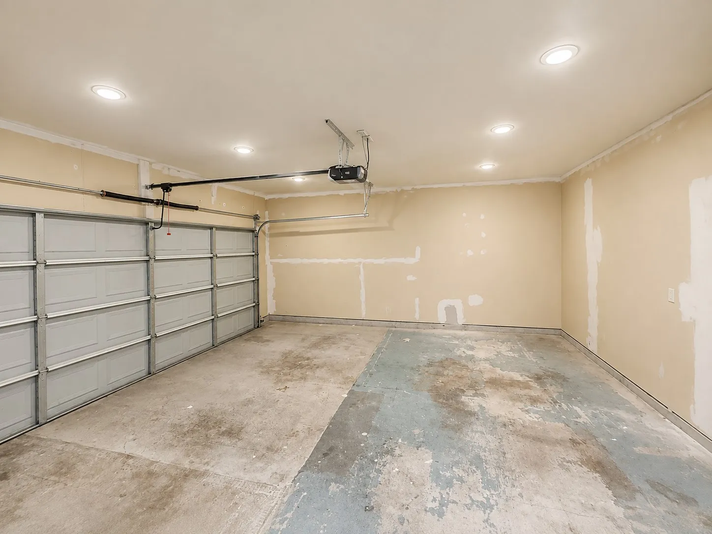 Recessed ceiling lighting with an automatic garage door opener