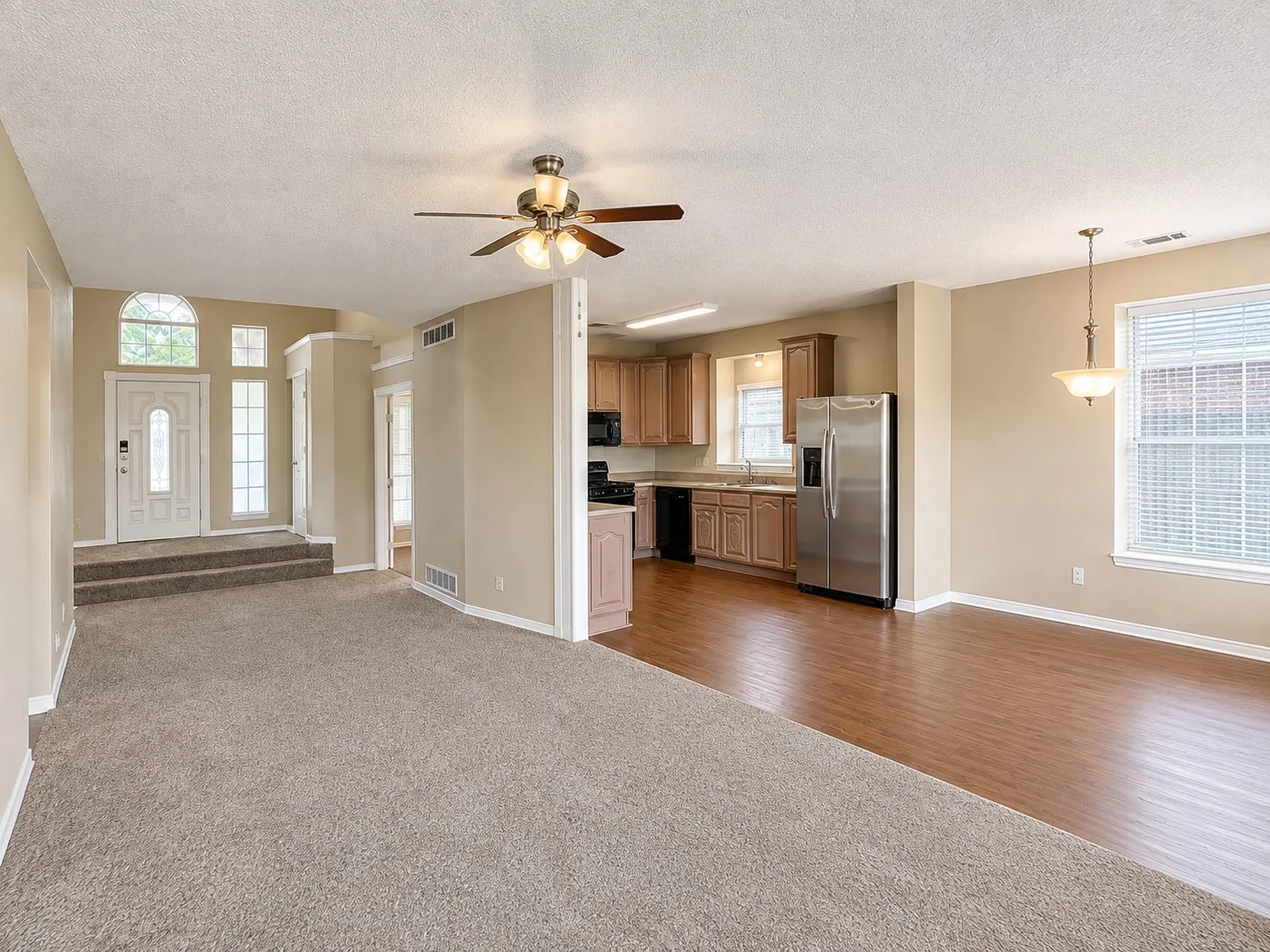 Single Family Residence For Sale in Dallas County , 2012 Austin Drive, Mesquite, Texas 75181, 4 Bedroom, 3 Bathroom, 2 Garage spaces, 2,660 Sqft, built in 1990, mls#21356997, Real Estate Agent in Mesquite, Homes For Sale in Dallas county, Homes For Sale in Mesquite, Realtor in Mesquite Texas, Real Estate Brokerage Independent Realty Texas, Luminita Cordes Realtor