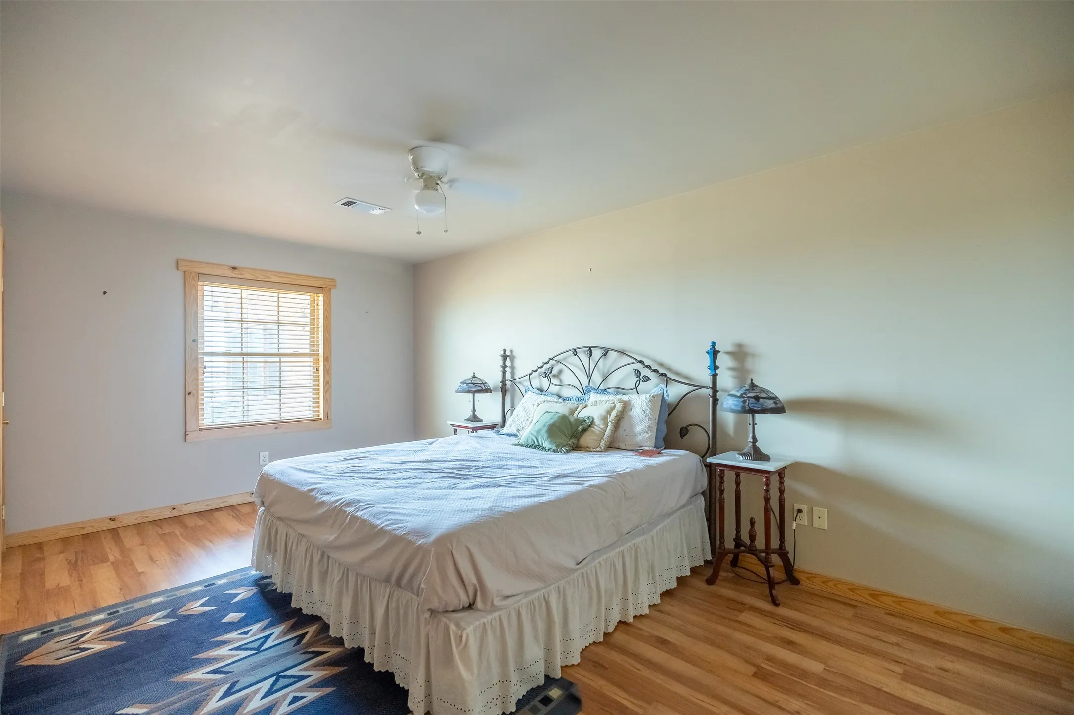 Single Family Residence For Sale in Fisher County , 128 FM 1657, Rotan, Texas 79546, 5 Bedroom, 3 Bathroom, 2 Garage spaces, 5,969 Sqft, built in 2008, mls#21352609, Real Estate Agent in Rotan, Homes For Sale in Fisher county, Homes For Sale in Rotan, Realtor in Rotan Texas, Real Estate Brokerage Independent Realty Texas, Luminita Cordes Realtor