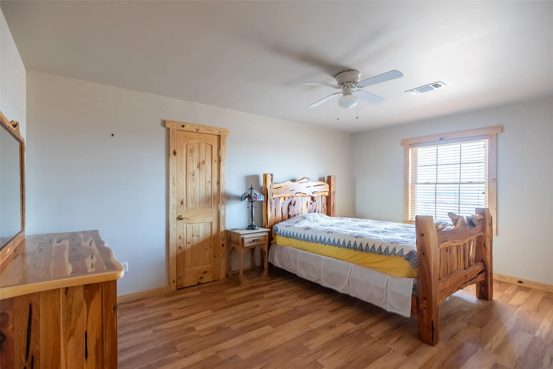 Single Family Residence For Sale in Fisher County , 128 FM 1657, Rotan, Texas 79546, 5 Bedroom, 3 Bathroom, 2 Garage spaces, 5,969 Sqft, built in 2008, mls#21352609, Real Estate Agent in Rotan, Homes For Sale in Fisher county, Homes For Sale in Rotan, Realtor in Rotan Texas, Real Estate Brokerage Independent Realty Texas, Luminita Cordes Realtor