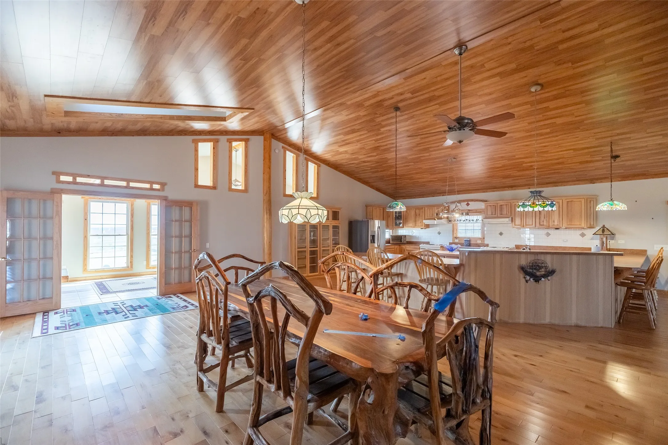 Single Family Residence For Sale in Fisher County , 128 FM 1657, Rotan, Texas 79546, 5 Bedroom, 3 Bathroom, 2 Garage spaces, 5,969 Sqft, built in 2008, mls#21352609, Real Estate Agent in Rotan, Homes For Sale in Fisher county, Homes For Sale in Rotan, Realtor in Rotan Texas, Real Estate Brokerage Independent Realty Texas, Luminita Cordes Realtor