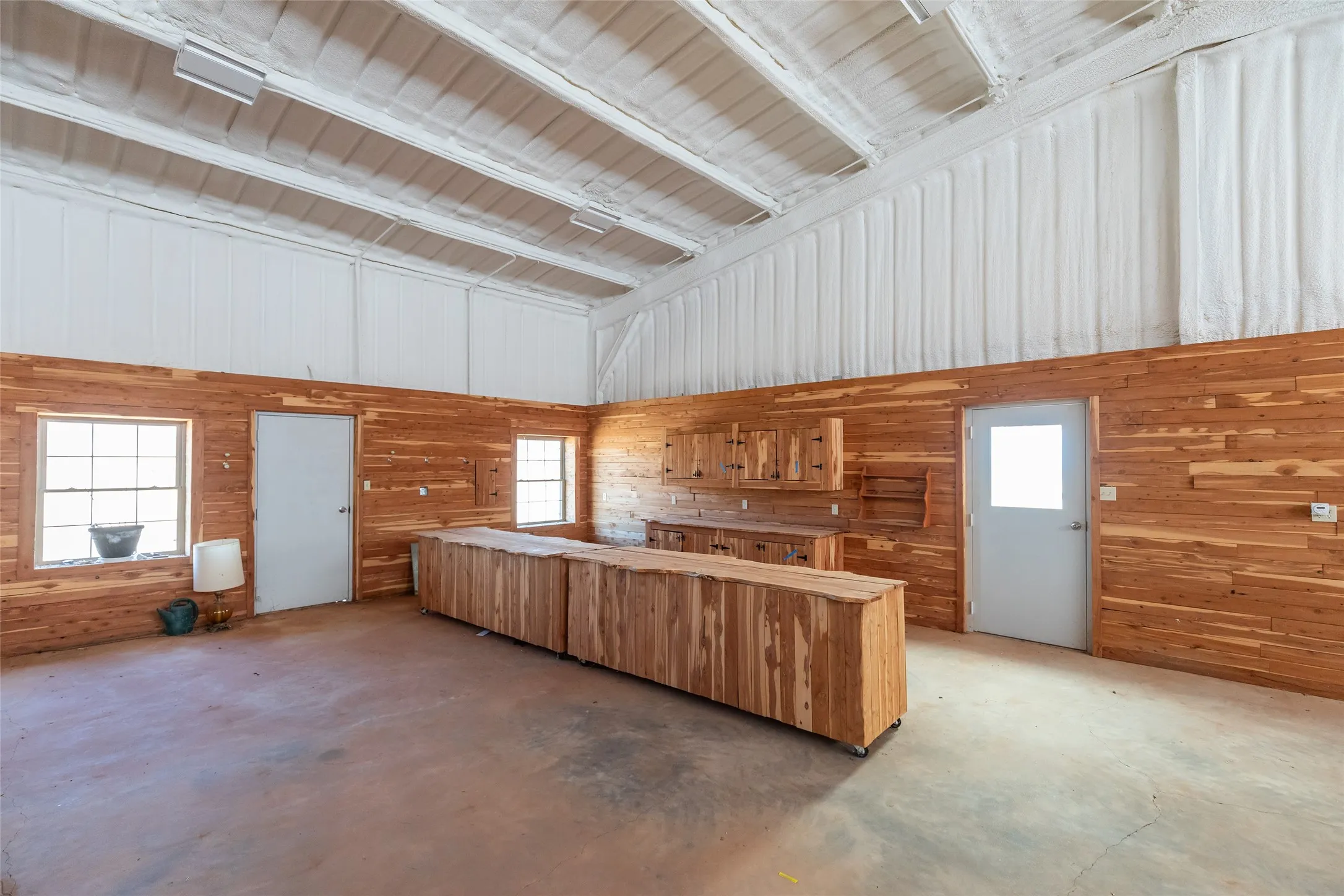 Single Family Residence For Sale in Fisher County , 128 FM 1657, Rotan, Texas 79546, 5 Bedroom, 3 Bathroom, 2 Garage spaces, 5,969 Sqft, built in 2008, mls#21352609, Real Estate Agent in Rotan, Homes For Sale in Fisher county, Homes For Sale in Rotan, Realtor in Rotan Texas, Real Estate Brokerage Independent Realty Texas, Luminita Cordes Realtor