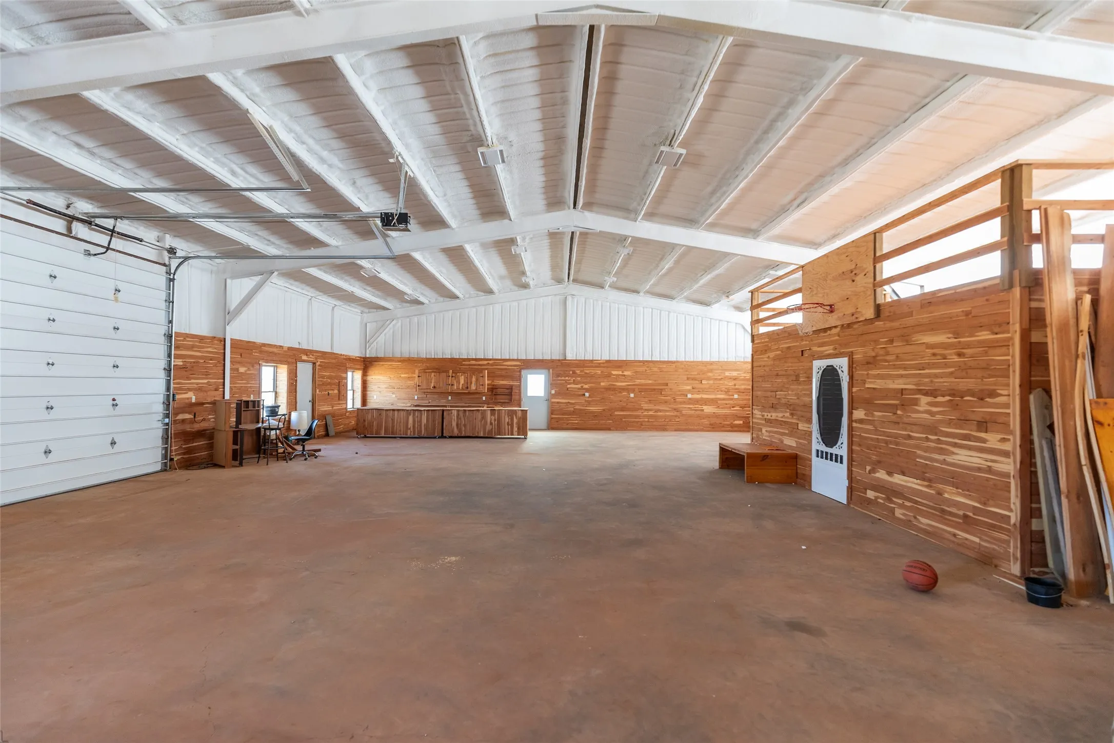 Single Family Residence For Sale in Fisher County , 128 FM 1657, Rotan, Texas 79546, 5 Bedroom, 3 Bathroom, 2 Garage spaces, 5,969 Sqft, built in 2008, mls#21352609, Real Estate Agent in Rotan, Homes For Sale in Fisher county, Homes For Sale in Rotan, Realtor in Rotan Texas, Real Estate Brokerage Independent Realty Texas, Luminita Cordes Realtor