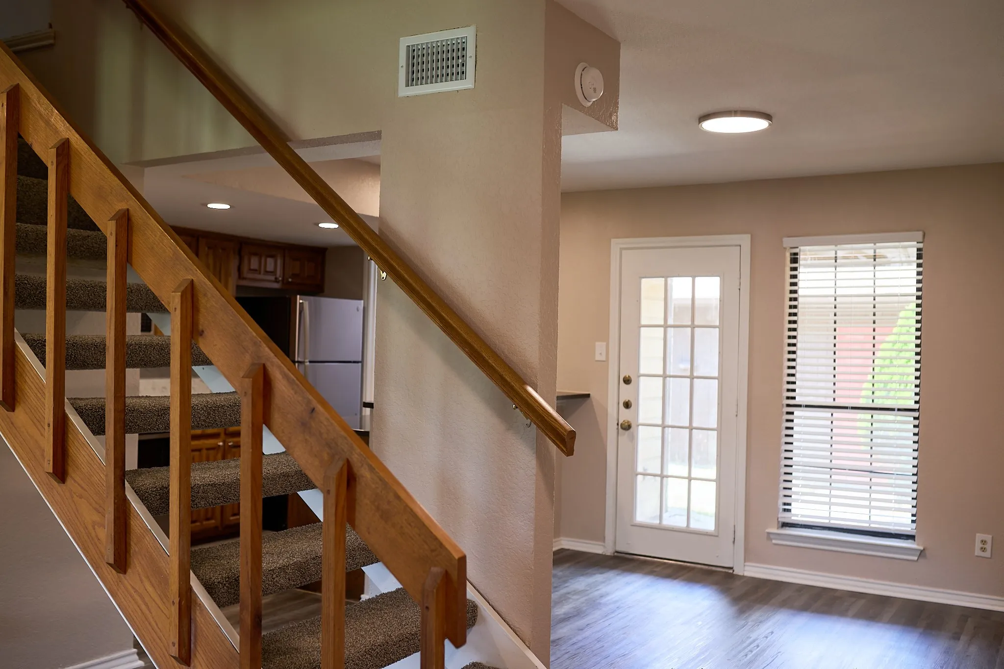 Townhouse For Rent in Denton County , 900 Kilkenny Court B, Denton, Texas 76210, 2 Bedroom, 1 Bathroom, 2 Garage spaces, 1,273 Sqft, built in 1983, mls#21357012, Real Estate Agent in Denton, Homes For Rent in Denton county, Homes For Rent in Denton, Realtor in Denton Texas, Real Estate Brokerage Independent Realty Texas, Luminita Cordes Realtor