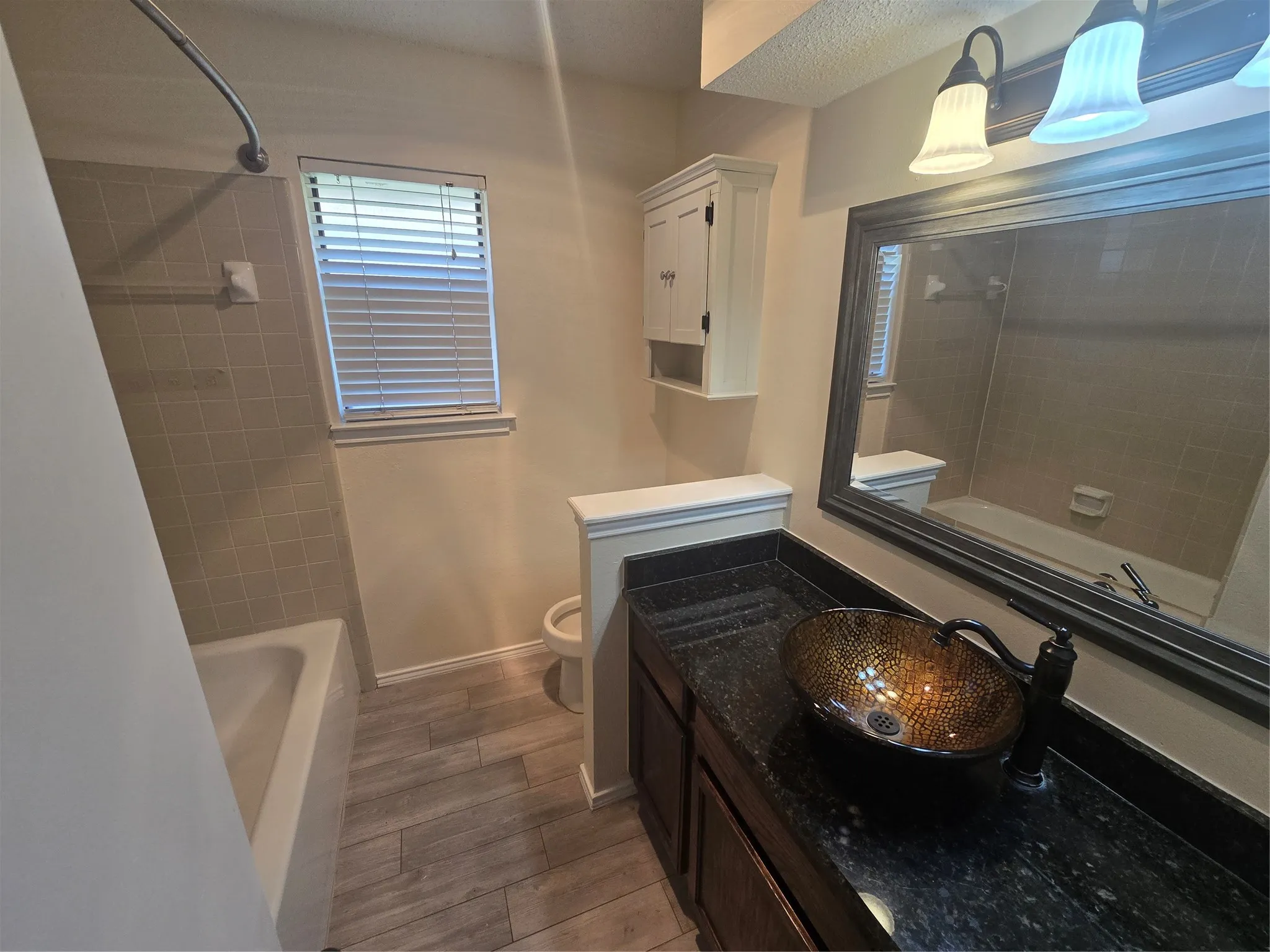 Single Family Residence For Rent in Tarrant County , 508 Tarragon Lane, Euless, Texas 76039, 3 Bedroom, 2 Bathroom, 2 Garage spaces, 1,434 Sqft, built in 1984, mls#21356810, Real Estate Agent in Euless, Homes For Rent in Tarrant county, Homes For Rent in Euless, Realtor in Euless Texas, Real Estate Brokerage Independent Realty Texas, Luminita Cordes Realtor