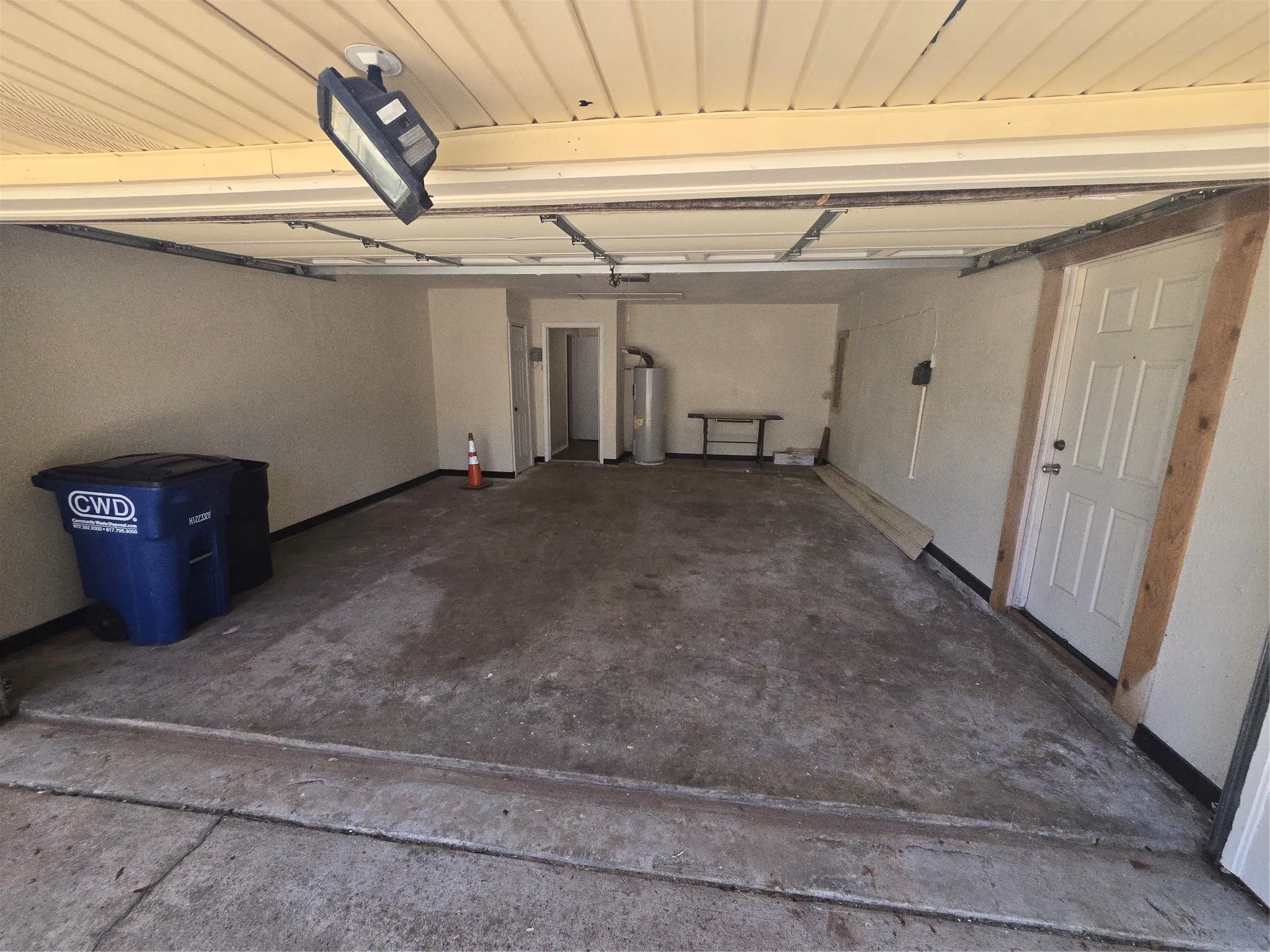 Single Family Residence For Rent in Tarrant County , 508 Tarragon Lane, Euless, Texas 76039, 3 Bedroom, 2 Bathroom, 2 Garage spaces, 1,434 Sqft, built in 1984, mls#21356810, Real Estate Agent in Euless, Homes For Rent in Tarrant county, Homes For Rent in Euless, Realtor in Euless Texas, Real Estate Brokerage Independent Realty Texas, Luminita Cordes Realtor