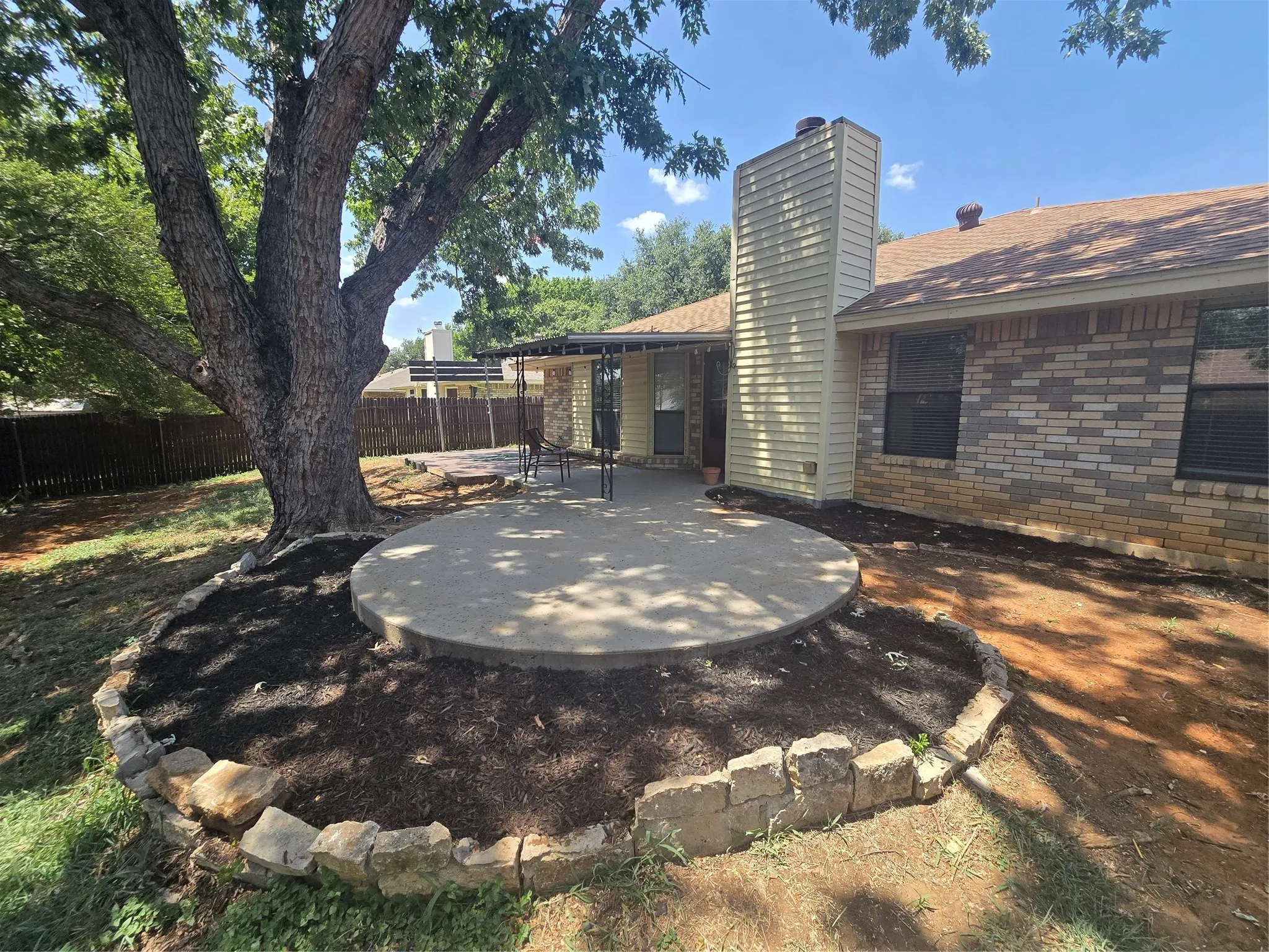 Single Family Residence For Rent in Tarrant County , 508 Tarragon Lane, Euless, Texas 76039, 3 Bedroom, 2 Bathroom, 2 Garage spaces, 1,434 Sqft, built in 1984, mls#21356810, Real Estate Agent in Euless, Homes For Rent in Tarrant county, Homes For Rent in Euless, Realtor in Euless Texas, Real Estate Brokerage Independent Realty Texas, Luminita Cordes Realtor