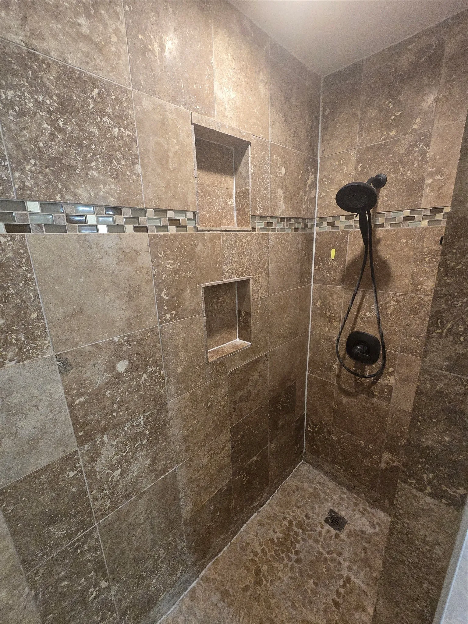 Single Family Residence For Rent in Tarrant County , 508 Tarragon Lane, Euless, Texas 76039, 3 Bedroom, 2 Bathroom, 2 Garage spaces, 1,434 Sqft, built in 1984, mls#21356810, Real Estate Agent in Euless, Homes For Rent in Tarrant county, Homes For Rent in Euless, Realtor in Euless Texas, Real Estate Brokerage Independent Realty Texas, Luminita Cordes Realtor