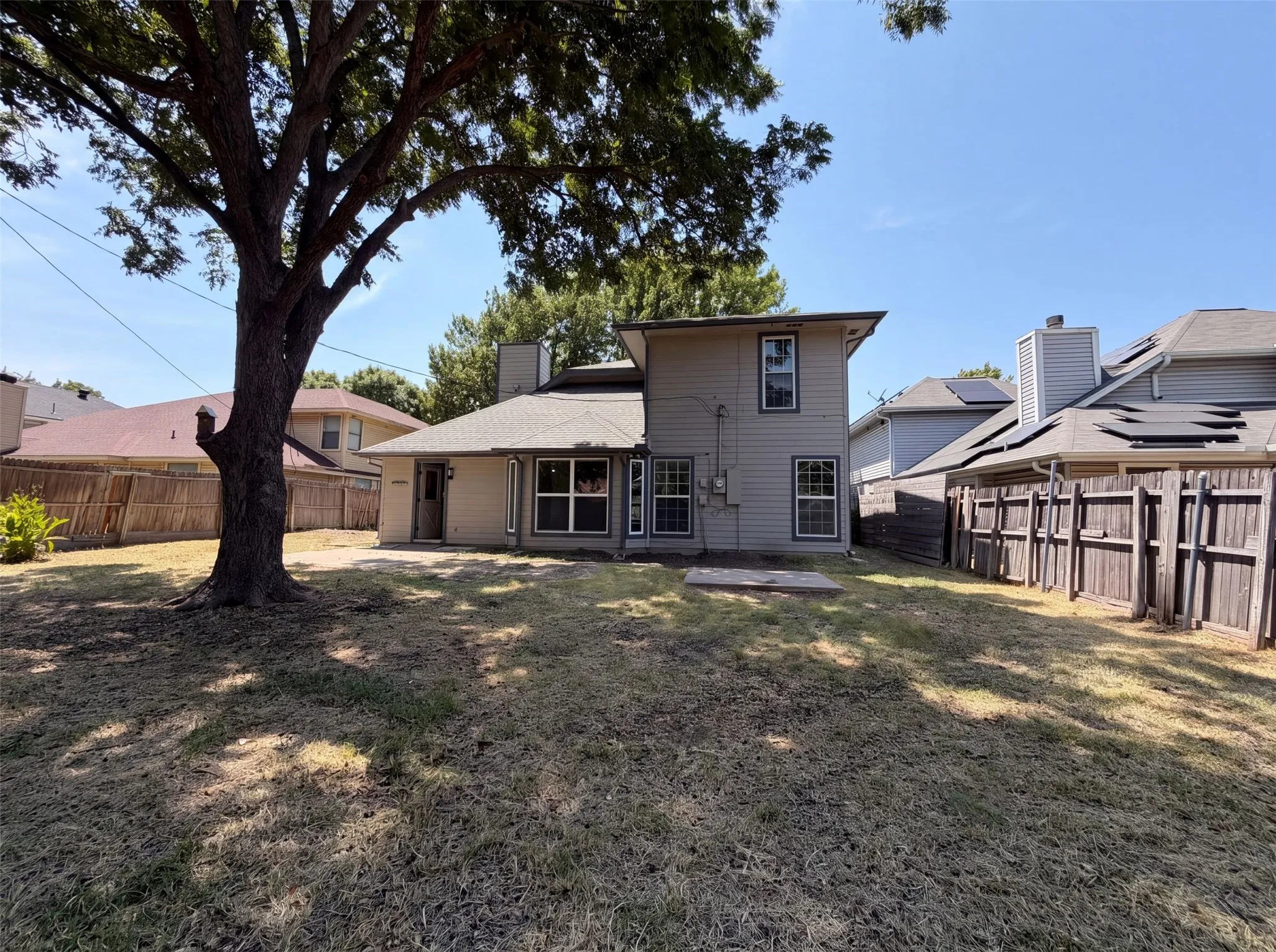 Single Family Residence For Sale in Tarrant County , 6315 Meadow Glen Drive, Arlington, Texas 76018, 5 Bedroom, 3 Bathroom, 2 Garage spaces, 2,762 Sqft, built in 1986, mls#21357014, Real Estate Agent in Arlington, Homes For Sale in Tarrant county, Homes For Sale in Arlington, Realtor in Arlington Texas, Real Estate Brokerage Independent Realty Texas, Luminita Cordes Realtor