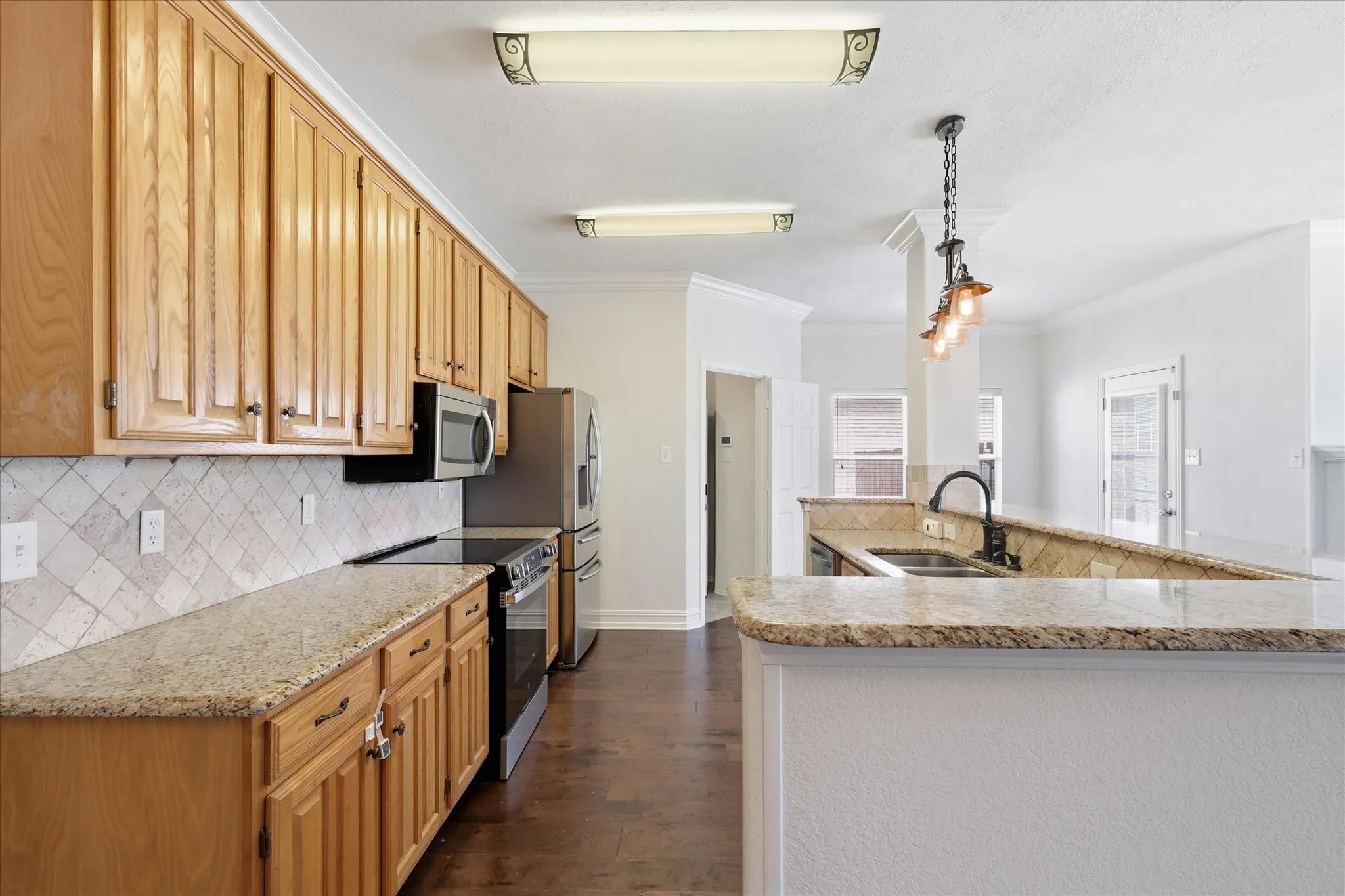 Single Family Residence For Sale in Denton County , 2608 Timberhill Drive, Flower Mound, Texas 75028, 3 Bedroom, 2 Bathroom, 2 Garage spaces, 1,508 Sqft, built in 1997, mls#21356606, Real Estate Agent in Flower Mound, Homes For Sale in Denton county, Homes For Sale in Flower Mound, Realtor in Flower Mound Texas, Real Estate Brokerage Independent Realty Texas, Luminita Cordes Realtor