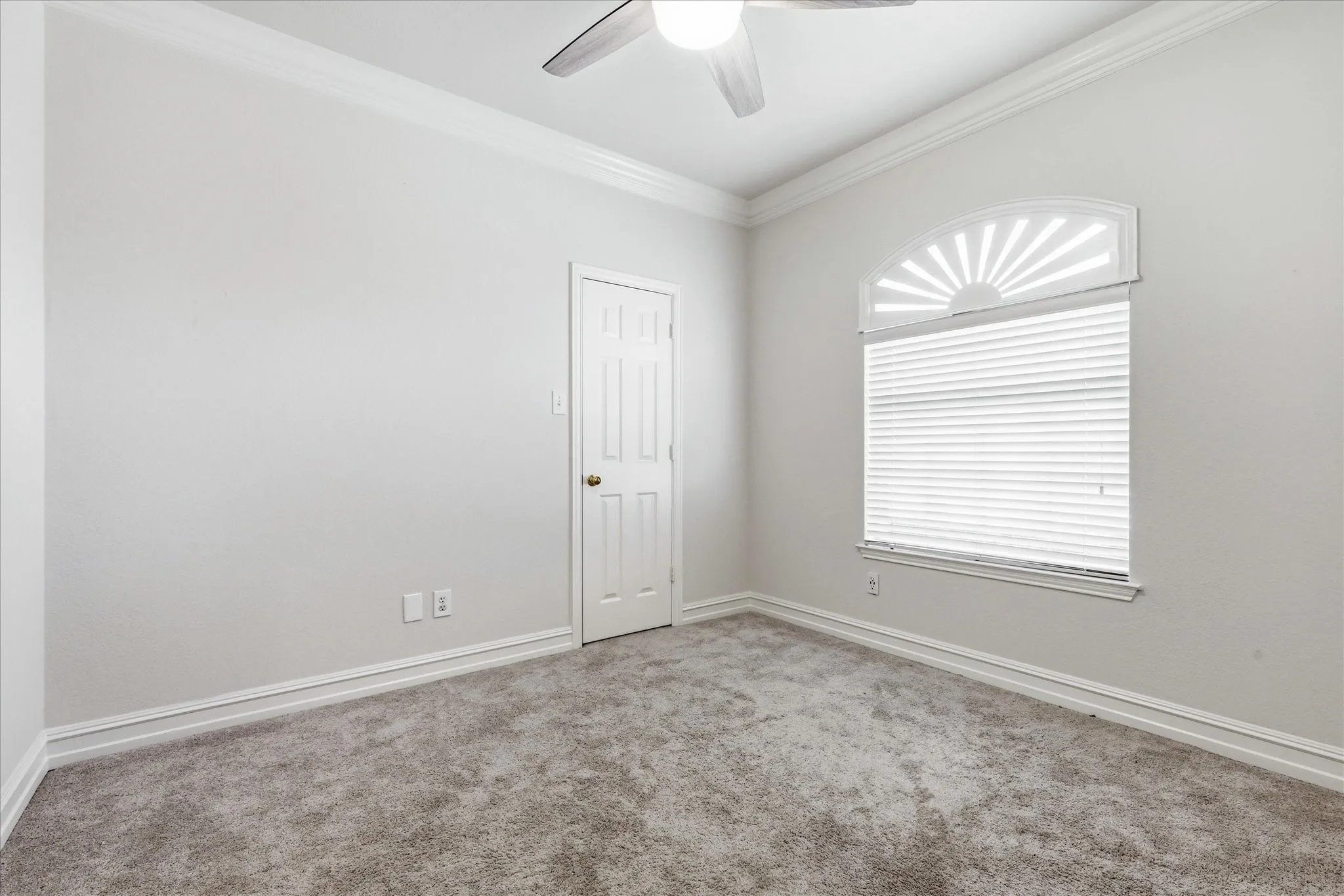 Single Family Residence For Sale in Denton County , 2608 Timberhill Drive, Flower Mound, Texas 75028, 3 Bedroom, 2 Bathroom, 2 Garage spaces, 1,508 Sqft, built in 1997, mls#21356606, Real Estate Agent in Flower Mound, Homes For Sale in Denton county, Homes For Sale in Flower Mound, Realtor in Flower Mound Texas, Real Estate Brokerage Independent Realty Texas, Luminita Cordes Realtor