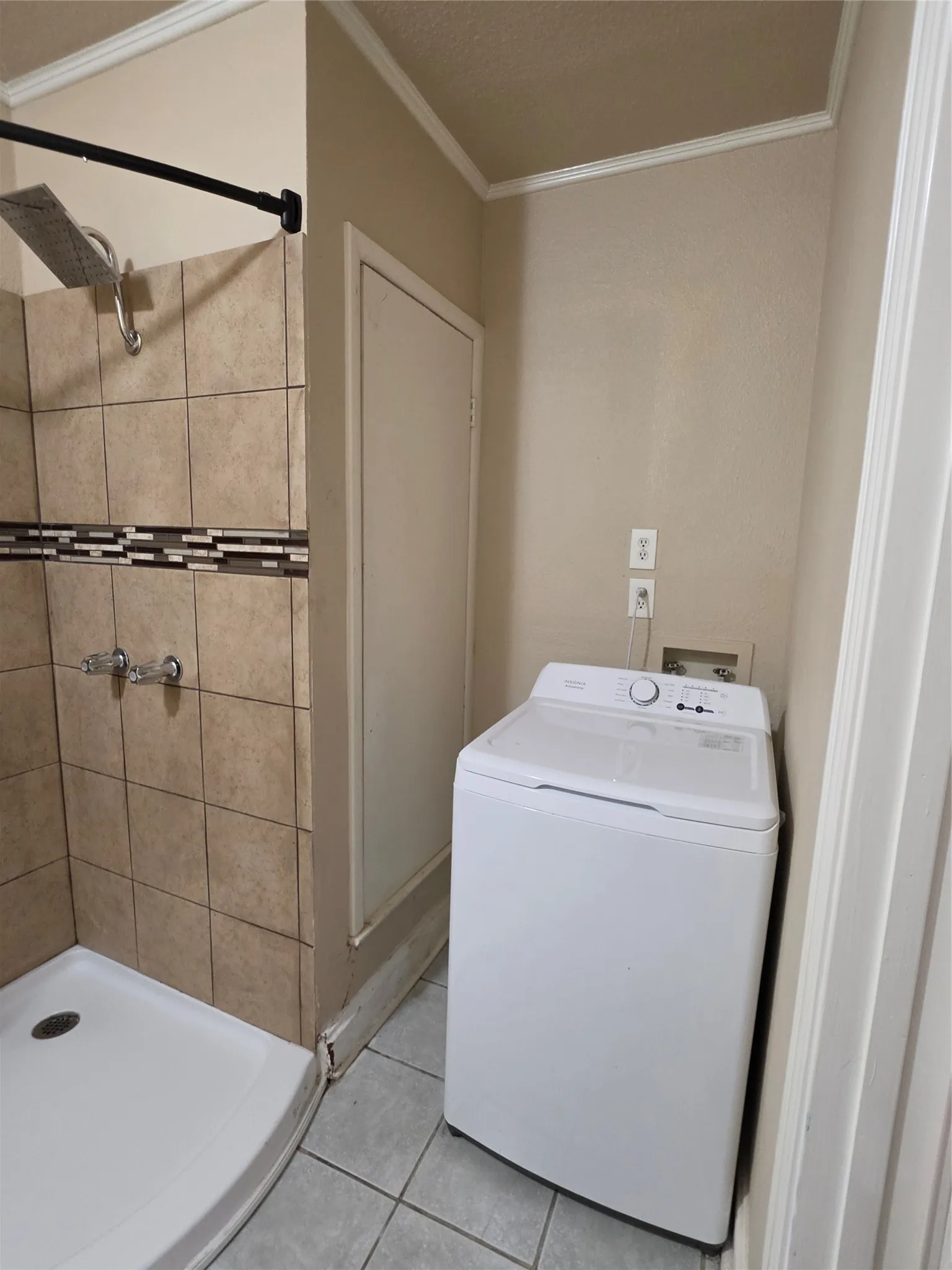 Apartment For Rent in Dallas County , 2539 Hillsboro Avenue, Dallas, Texas 75228, 0, 1 Bathroom, Garage spaces, 200 Sqft, built in 1957, mls#21357024, Real Estate Agent in Dallas, Homes For Rent in Dallas county, Homes For Rent in Dallas, Realtor in Dallas Texas, Real Estate Brokerage Independent Realty Texas, Luminita Cordes Realtor