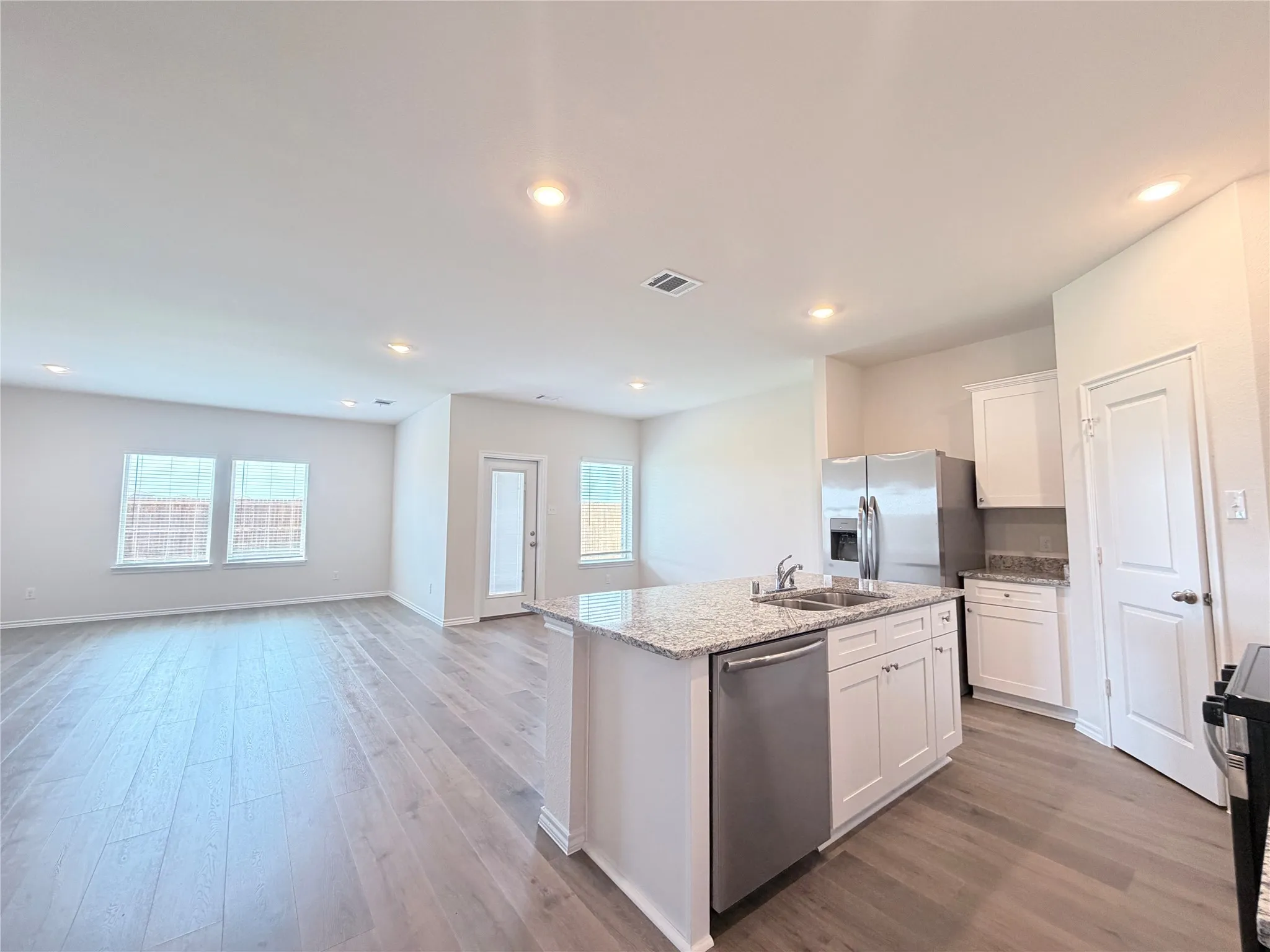 Single Family Residence For Rent in Hunt County , 617 Edge Hill Lane, Josephine, Texas 75135, 4 Bedroom, 3 Bathroom, 2 Garage spaces, 2,235 Sqft, built in 2026, mls#21357025, Real Estate Agent in Josephine, Homes For Rent in Hunt county, Homes For Rent in Josephine, Realtor in Josephine Texas, Real Estate Brokerage Independent Realty Texas, Luminita Cordes Realtor