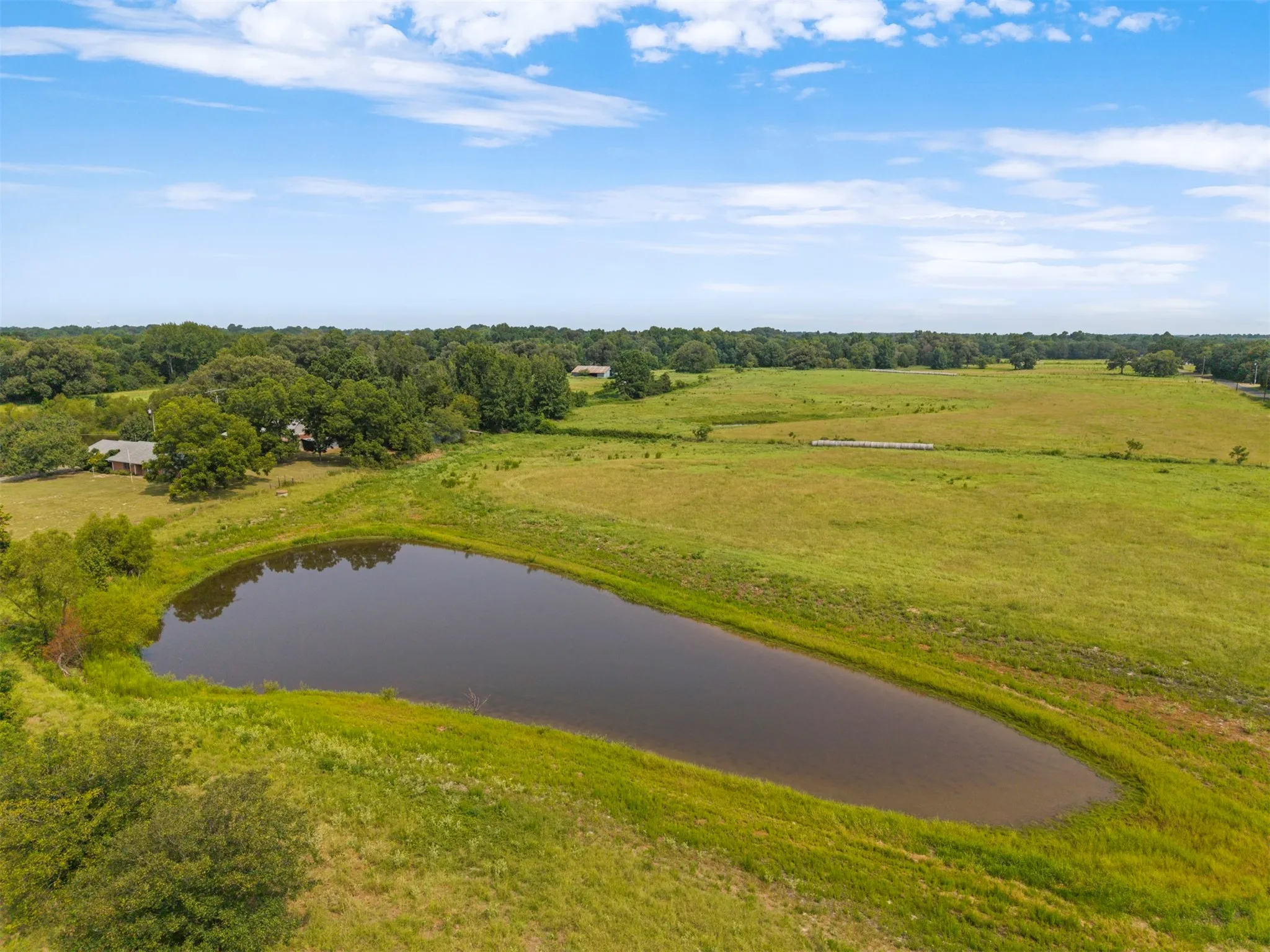 Farm For Sale in Wood County , 3349 E State Highway 154, Quitman, Texas 75783, 3 Bedroom, 3 Bathroom, 2 Garage spaces, 2,674 Sqft, built in 1960, mls#21356912, Real Estate Agent in Quitman, Homes For Sale in Wood county, Homes For Sale in Quitman, Realtor in Quitman Texas, Real Estate Brokerage Independent Realty Texas, Luminita Cordes Realtor