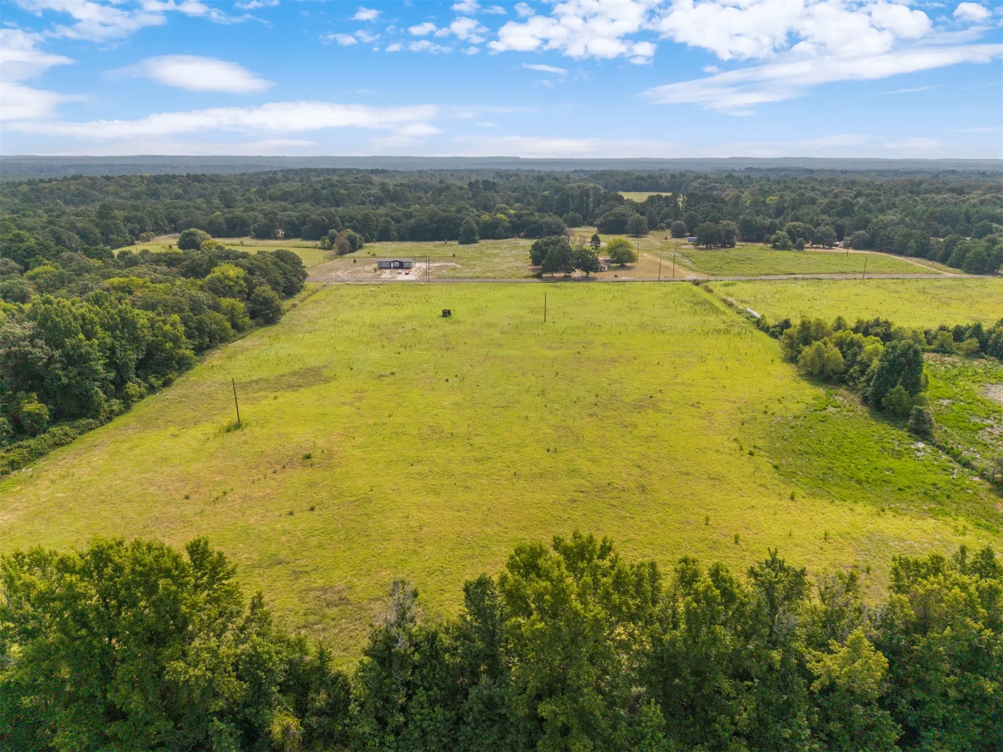 Farm For Sale in Wood County , 3349 E State Highway 154, Quitman, Texas 75783, 3 Bedroom, 3 Bathroom, 2 Garage spaces, 2,674 Sqft, built in 1960, mls#21356912, Real Estate Agent in Quitman, Homes For Sale in Wood county, Homes For Sale in Quitman, Realtor in Quitman Texas, Real Estate Brokerage Independent Realty Texas, Luminita Cordes Realtor
