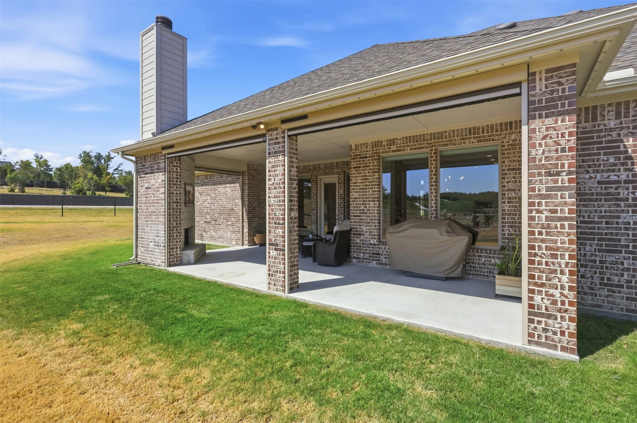 Motorized Screened in Porch