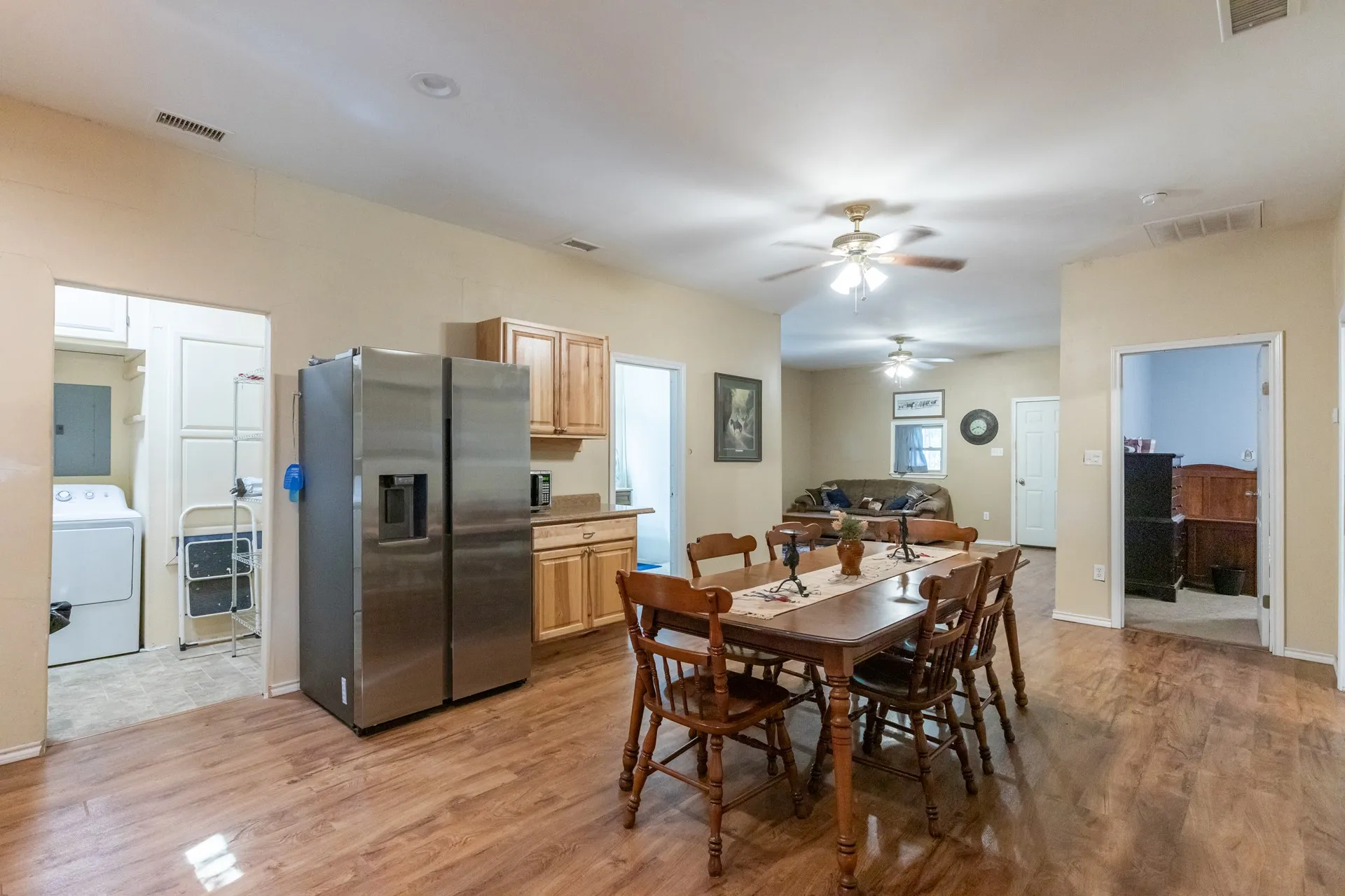Single Family Residence For Sale in Callahan County , 832 Peyton Street, Baird, Texas 79504, 3 Bedroom, 2 Bathroom, 2 Garage spaces, 1,454 Sqft, built in 1909, mls#21345686, Real Estate Agent in Baird, Homes For Sale in Callahan county, Homes For Sale in Baird, Realtor in Baird Texas, Real Estate Brokerage Independent Realty Texas, Luminita Cordes Realtor