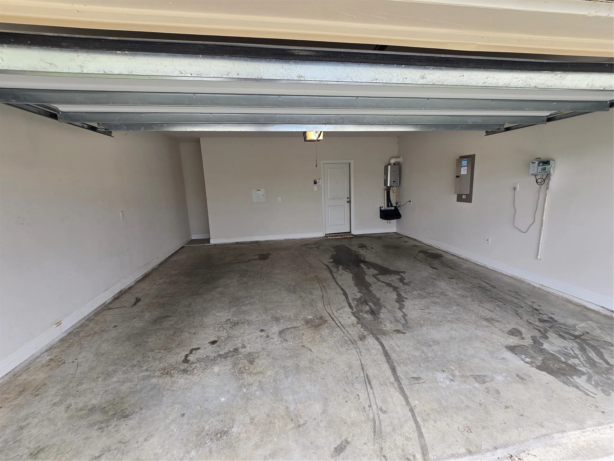 Single Family Residence For Rent in Kaufman County , 1805 Acosta Drive, Forney, Texas 75126, 4 Bedroom, 3 Bathroom, 2 Garage spaces, 2,728 Sqft, built in 2024, mls#21355091, Real Estate Agent in Forney, Homes For Rent in Kaufman county, Homes For Rent in Forney, Realtor in Forney Texas, Real Estate Brokerage Independent Realty Texas, Luminita Cordes Realtor