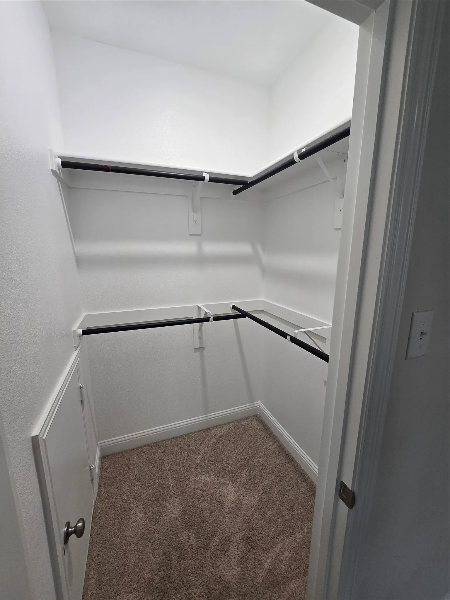 Single Family Residence For Rent in Kaufman County , 1805 Acosta Drive, Forney, Texas 75126, 4 Bedroom, 3 Bathroom, 2 Garage spaces, 2,728 Sqft, built in 2024, mls#21355091, Real Estate Agent in Forney, Homes For Rent in Kaufman county, Homes For Rent in Forney, Realtor in Forney Texas, Real Estate Brokerage Independent Realty Texas, Luminita Cordes Realtor