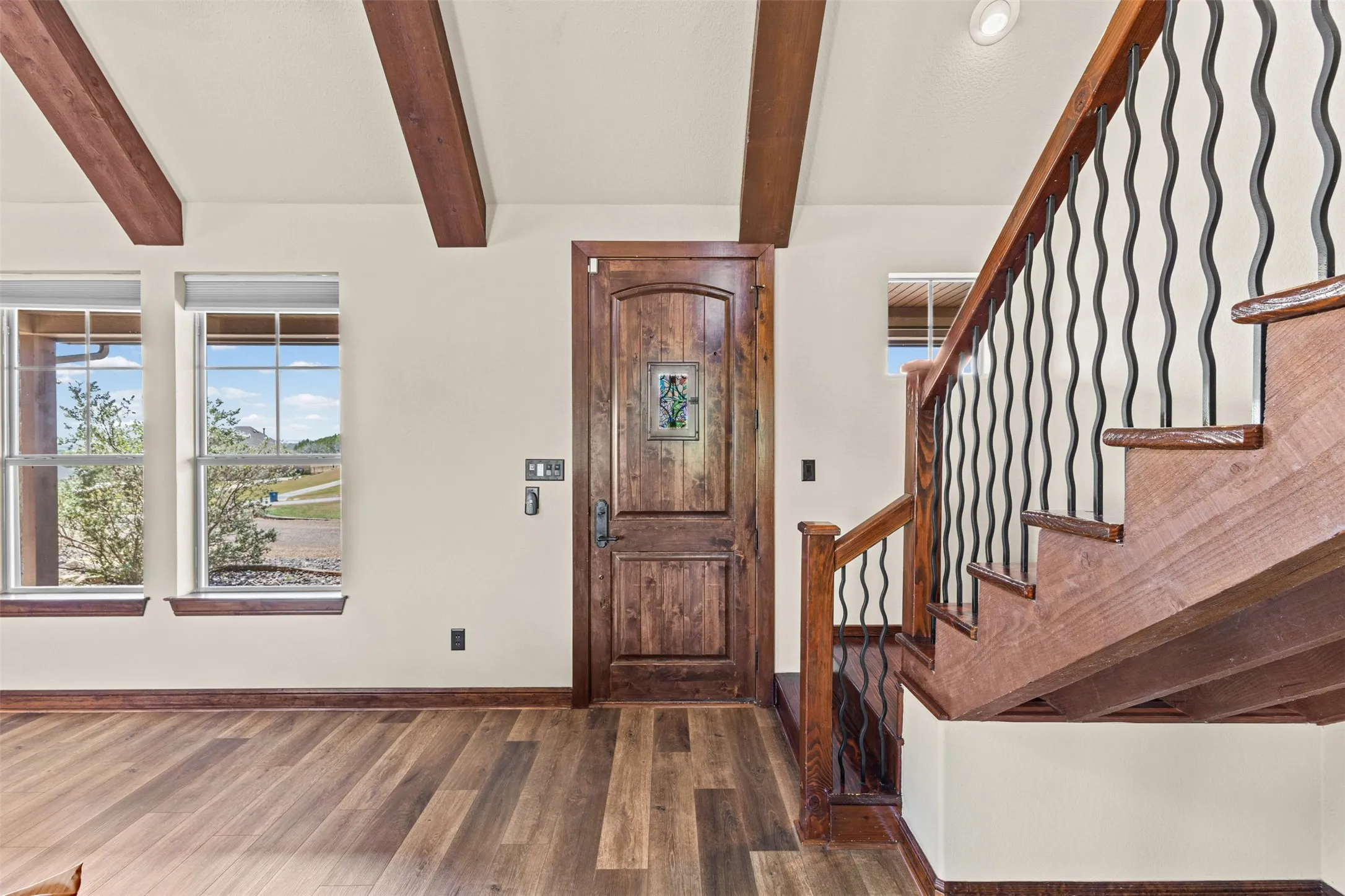 Single Family Residence For Sale in Hood County , 2407 Wills Way Drive, Granbury, Texas 76049, 3 Bedroom, 3 Bathroom, 2 Garage spaces, 2,678 Sqft, built in 2011, mls#21351686, Real Estate Agent in Granbury, Homes For Sale in Hood county, Homes For Sale in Granbury, Realtor in Granbury Texas, Real Estate Brokerage Independent Realty Texas, Luminita Cordes Realtor