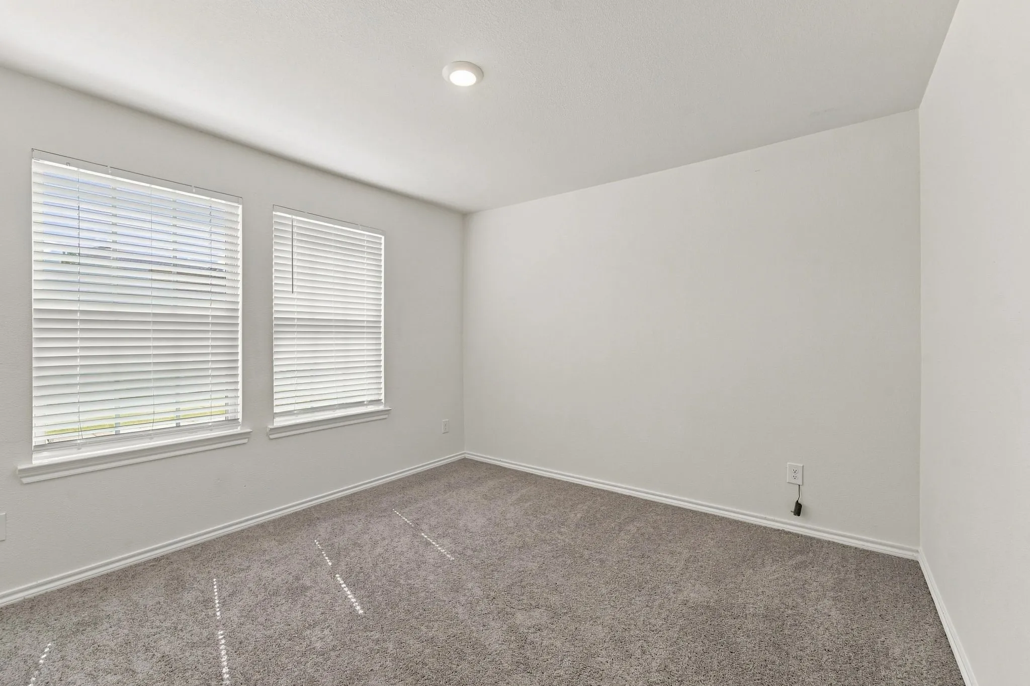 Single Family Residence For Rent in Hunt County , 601 Banner Avenue, Royse City, Texas 75189, 4 Bedroom, 2 Bathroom, 2 Garage spaces, 1,830 Sqft, built in 2022, mls#21357071, Real Estate Agent in Royse City, Homes For Rent in Hunt county, Homes For Rent in Royse City, Realtor in Royse City Texas, Real Estate Brokerage Independent Realty Texas, Luminita Cordes Realtor