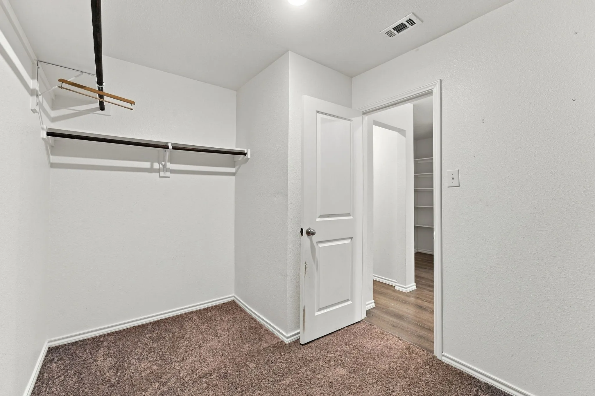 Single Family Residence For Rent in Hunt County , 601 Banner Avenue, Royse City, Texas 75189, 4 Bedroom, 2 Bathroom, 2 Garage spaces, 1,830 Sqft, built in 2022, mls#21357071, Real Estate Agent in Royse City, Homes For Rent in Hunt county, Homes For Rent in Royse City, Realtor in Royse City Texas, Real Estate Brokerage Independent Realty Texas, Luminita Cordes Realtor