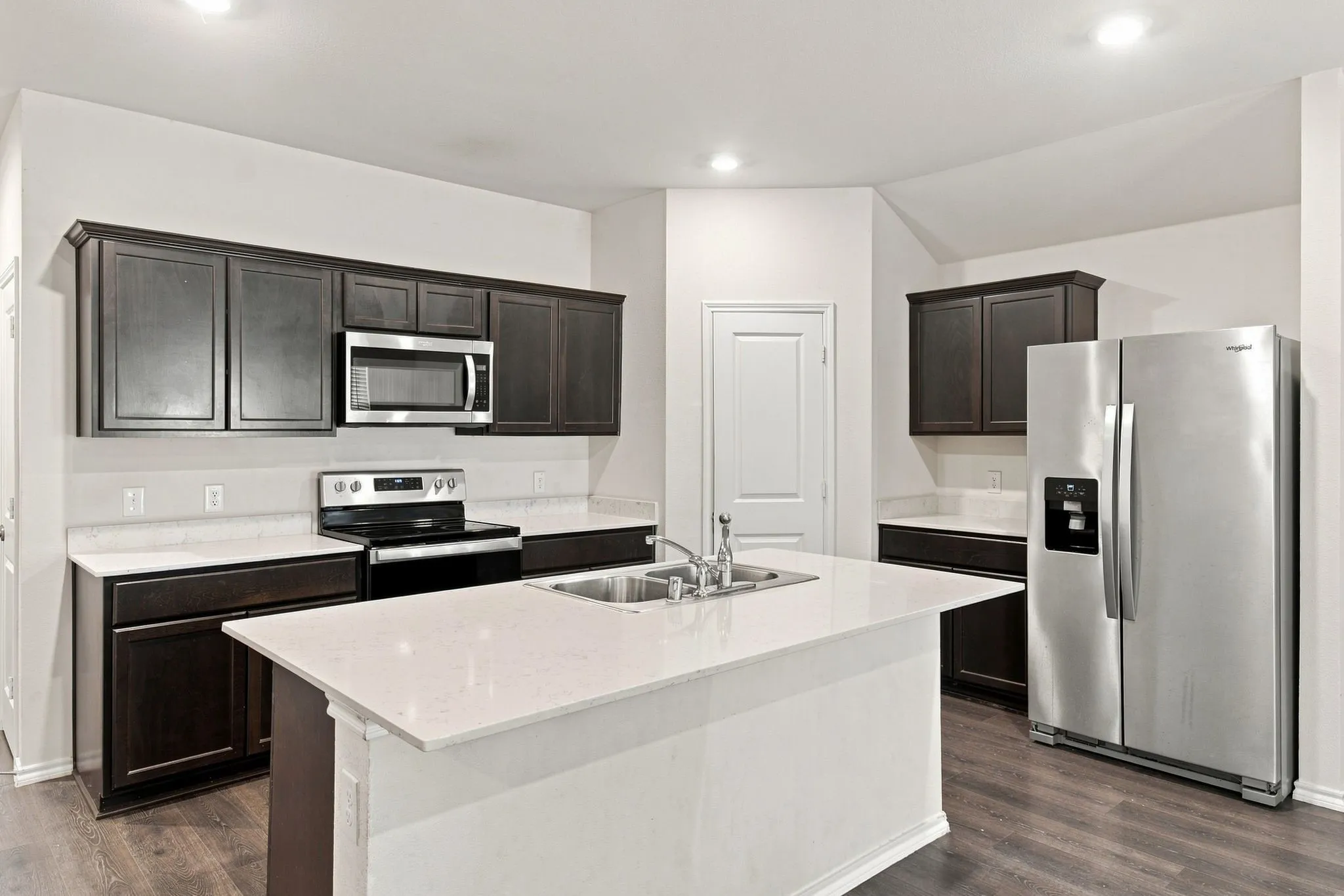 Single Family Residence For Rent in Hunt County , 601 Banner Avenue, Royse City, Texas 75189, 4 Bedroom, 2 Bathroom, 2 Garage spaces, 1,830 Sqft, built in 2022, mls#21357071, Real Estate Agent in Royse City, Homes For Rent in Hunt county, Homes For Rent in Royse City, Realtor in Royse City Texas, Real Estate Brokerage Independent Realty Texas, Luminita Cordes Realtor