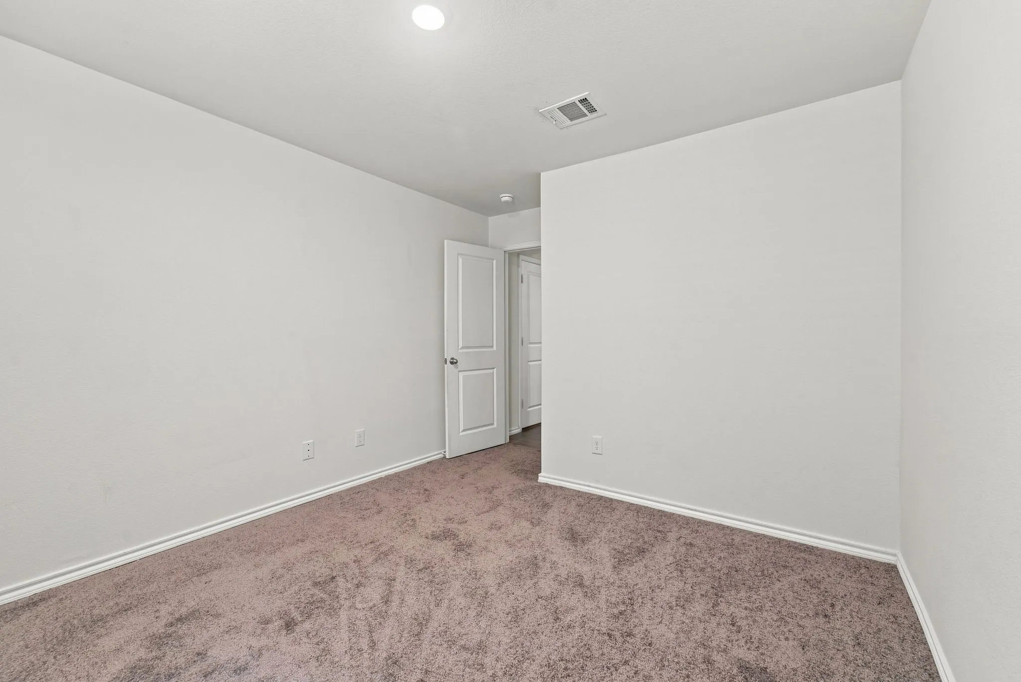 Single Family Residence For Rent in Hunt County , 601 Banner Avenue, Royse City, Texas 75189, 4 Bedroom, 2 Bathroom, 2 Garage spaces, 1,830 Sqft, built in 2022, mls#21357071, Real Estate Agent in Royse City, Homes For Rent in Hunt county, Homes For Rent in Royse City, Realtor in Royse City Texas, Real Estate Brokerage Independent Realty Texas, Luminita Cordes Realtor