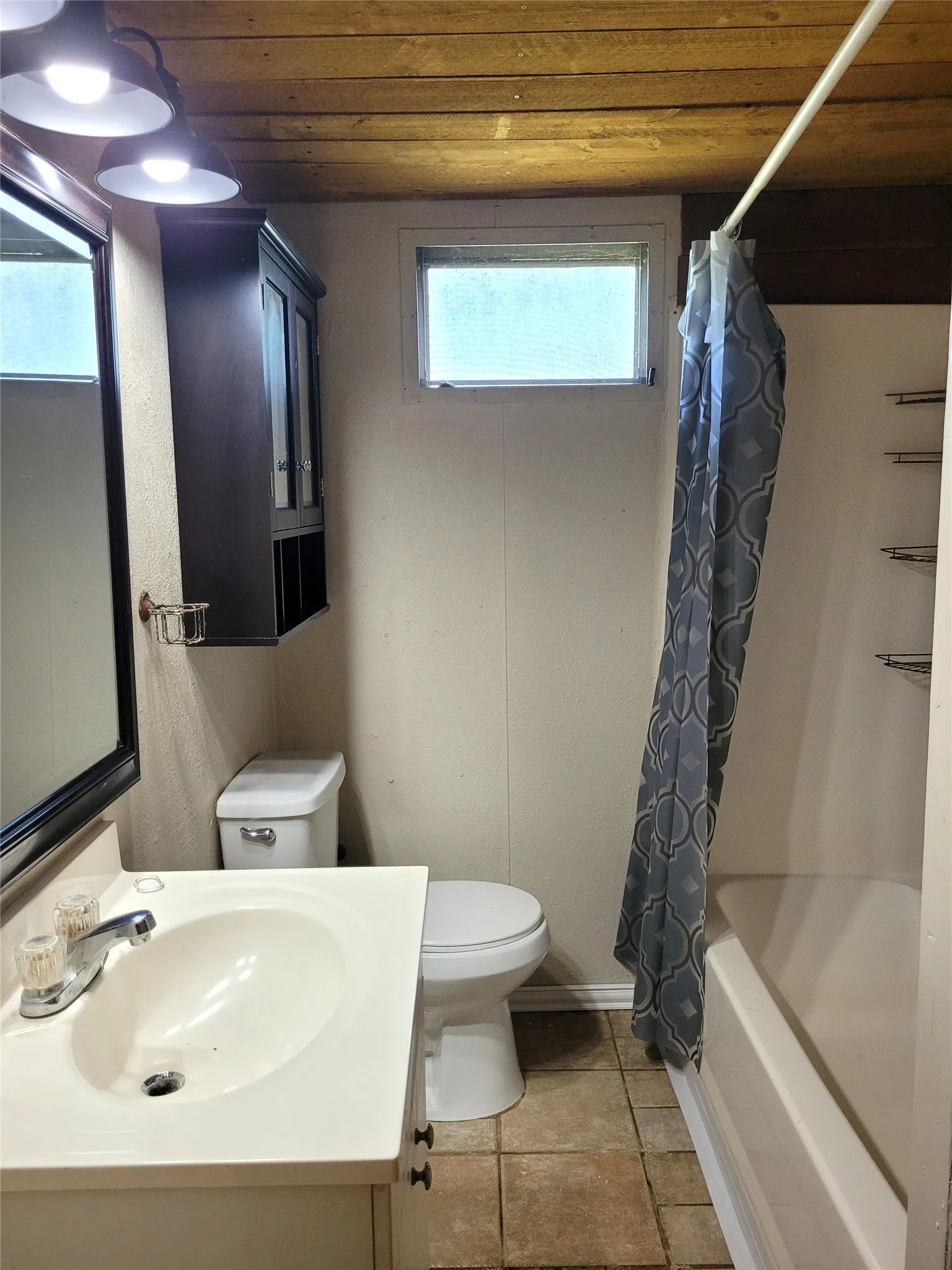 Single Family Residence For Sale in Red River (TX) County , 735 SW 1st, Detroit, Texas 75436, 2 Bedroom, 2 Bathroom, Garage spaces, 1,422 Sqft, built in 1973, mls#21356790, Real Estate Agent in Detroit, Homes For Sale in Red River (TX) county, Homes For Sale in Detroit, Realtor in Detroit Texas, Real Estate Brokerage Independent Realty Texas, Luminita Cordes Realtor